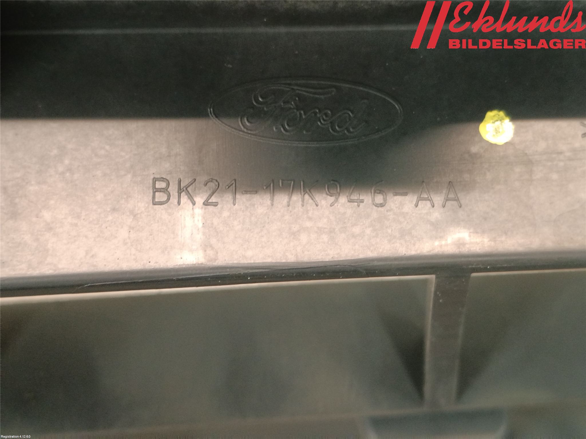 Ford TRANSIT SKÅP/BUSS 14-22 Stöt Utfyllnad-List-Grill