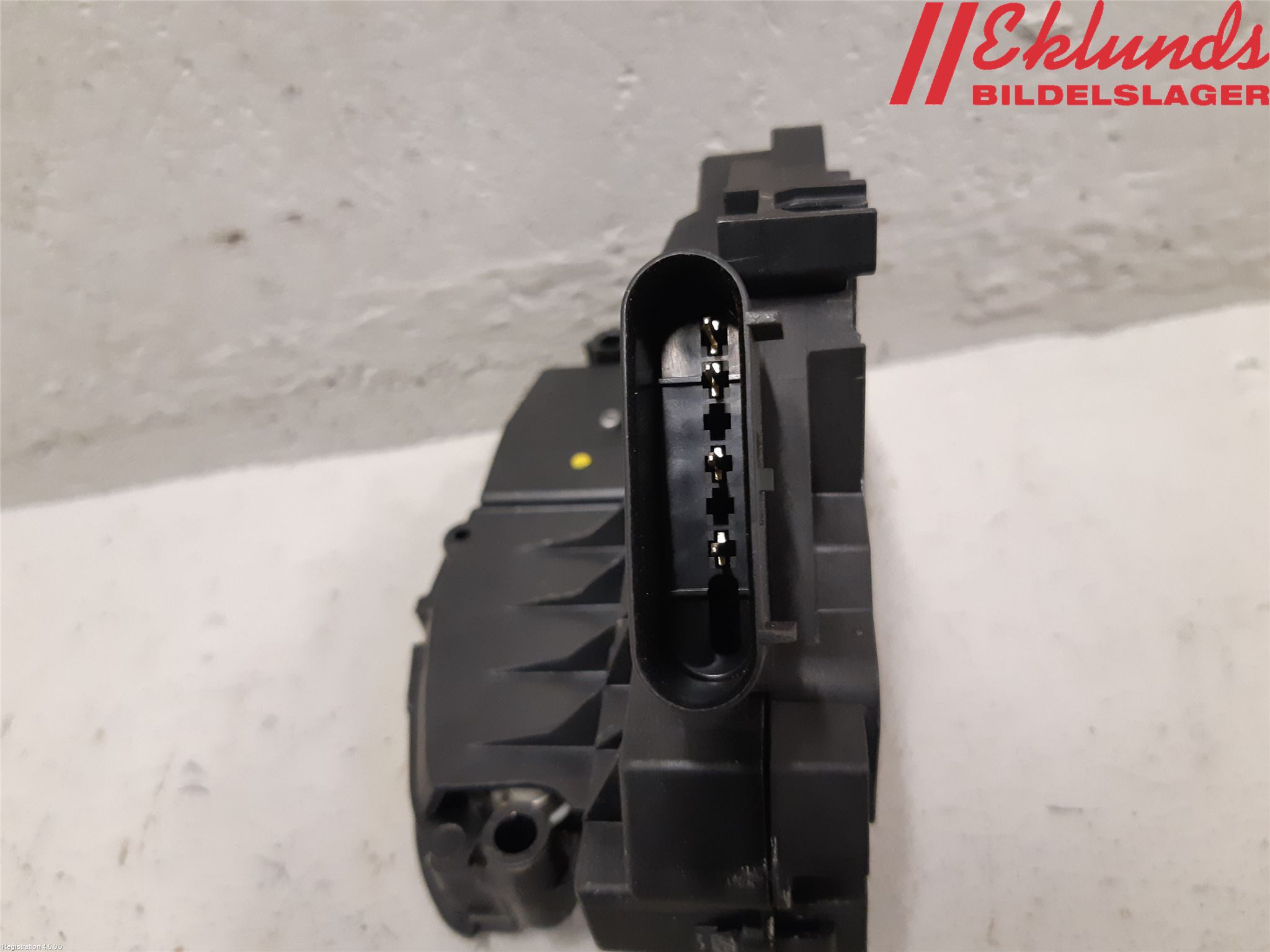 Ford FOCUS 11-14 Låskista-Dörrlås