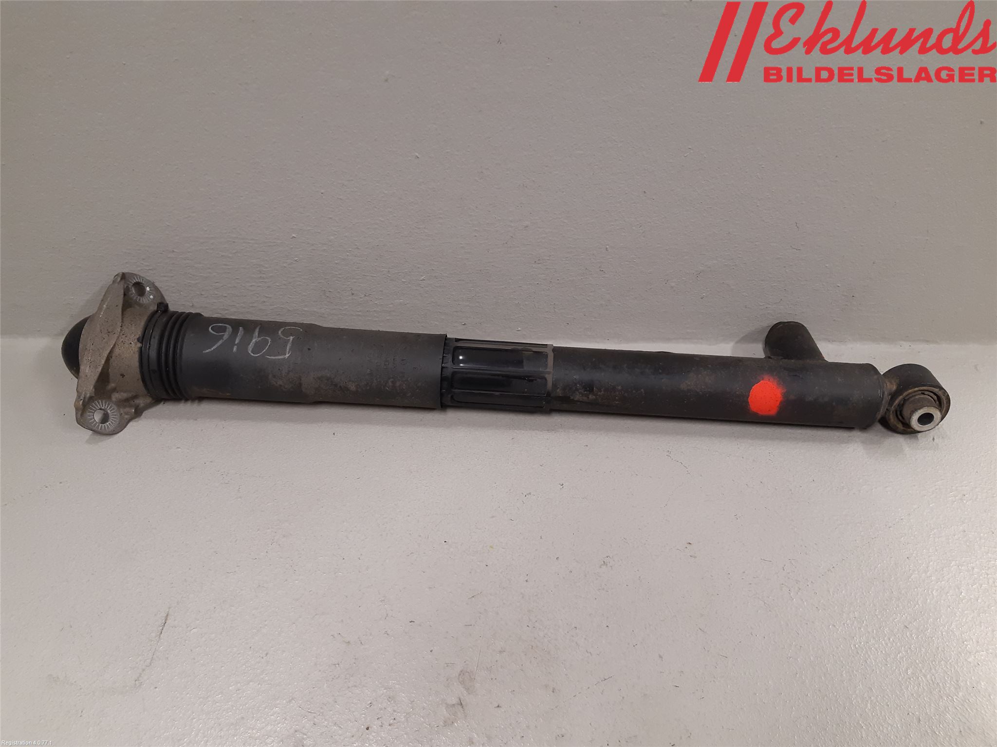Volkswagen VW TIGUAN 16-24 Stötdämpare Bak
