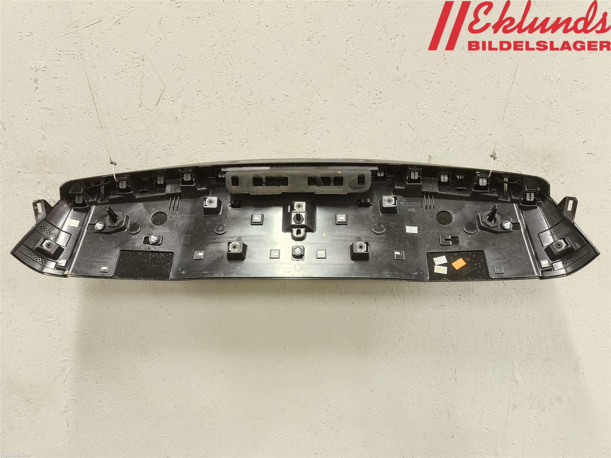 Peugeot 2008/E-2008 20- Spoiler Baklucka