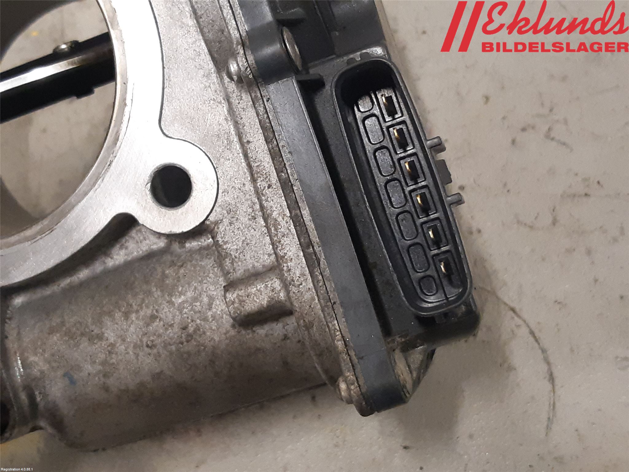 Toyota HILUX 16- Injspjällhus
