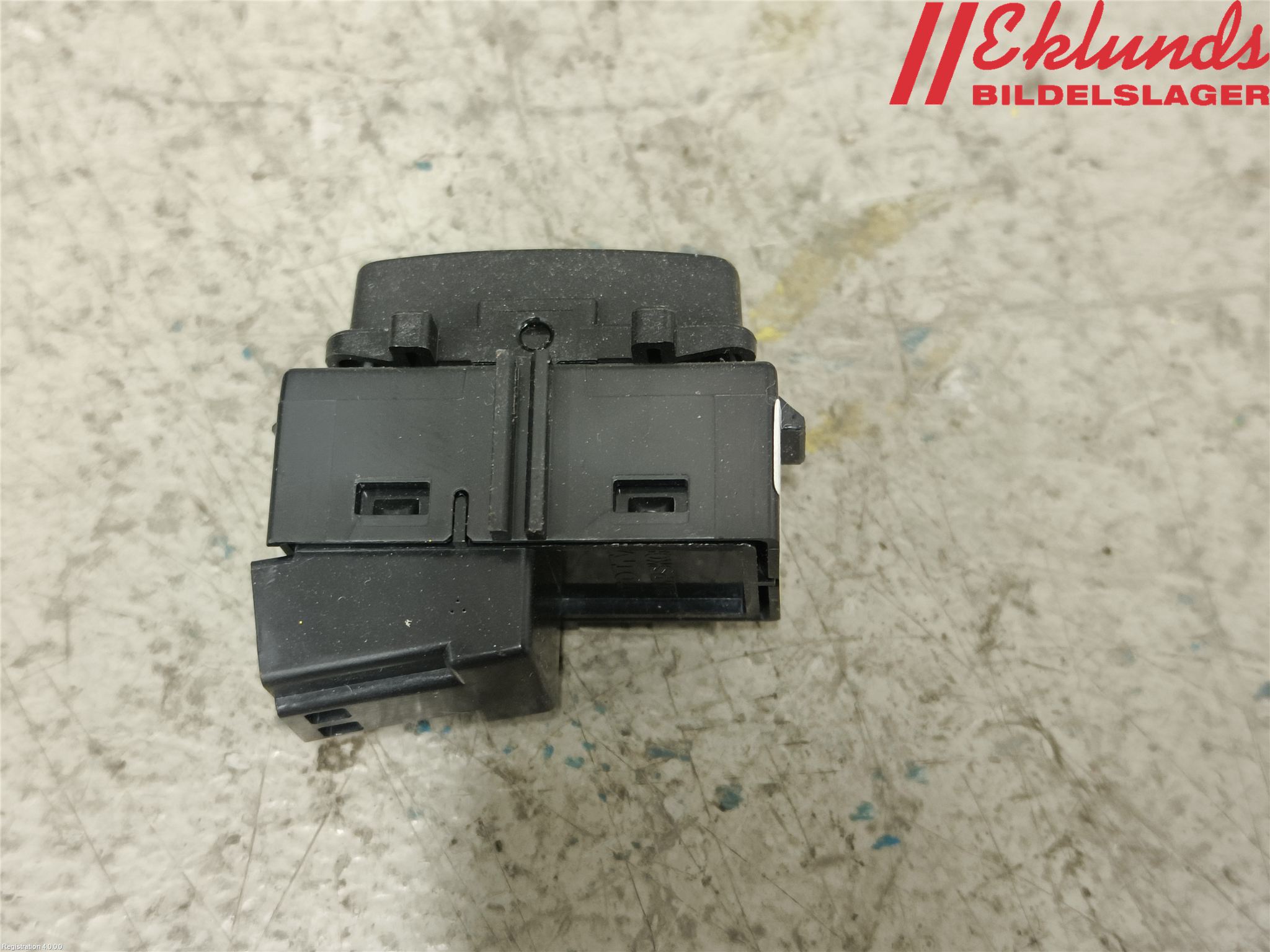 Volvo V40 12-19 Strömställare Övrigt