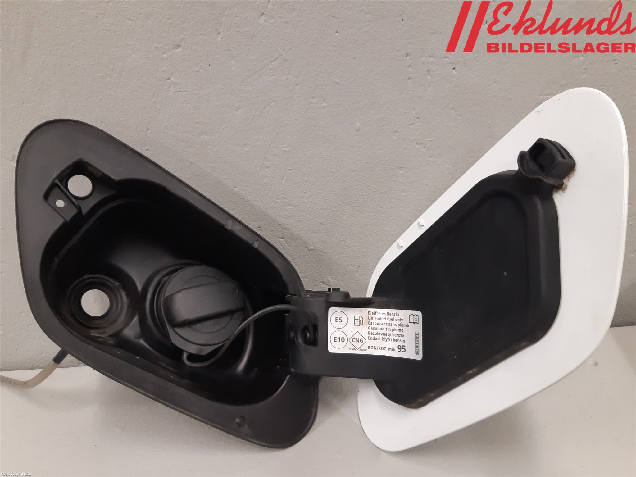 Volkswagen VW GOLF / E-GOLF VII 13-20 Tanklucka