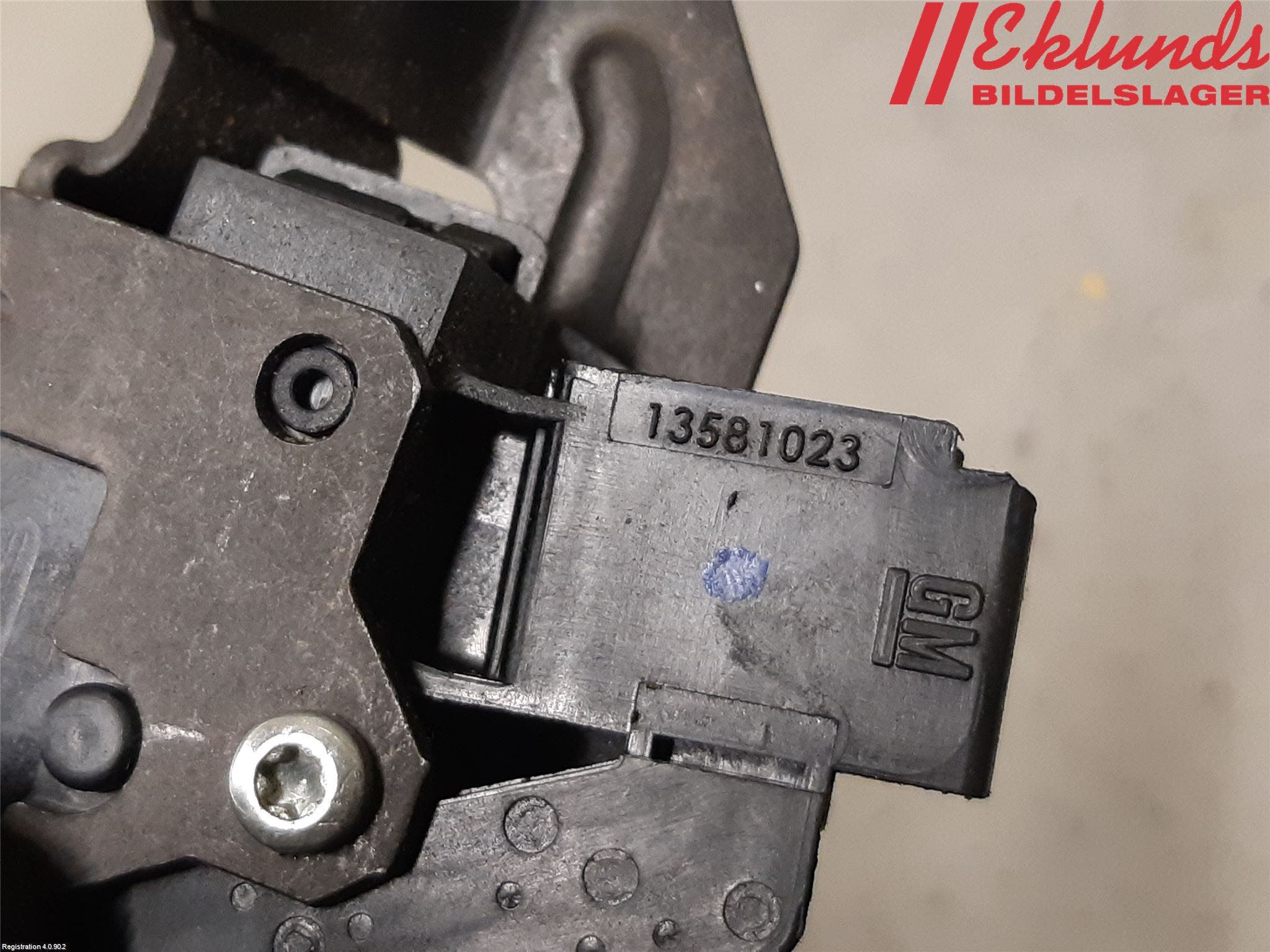 Opel ASTRA J 10-15 Låskista Baklucka