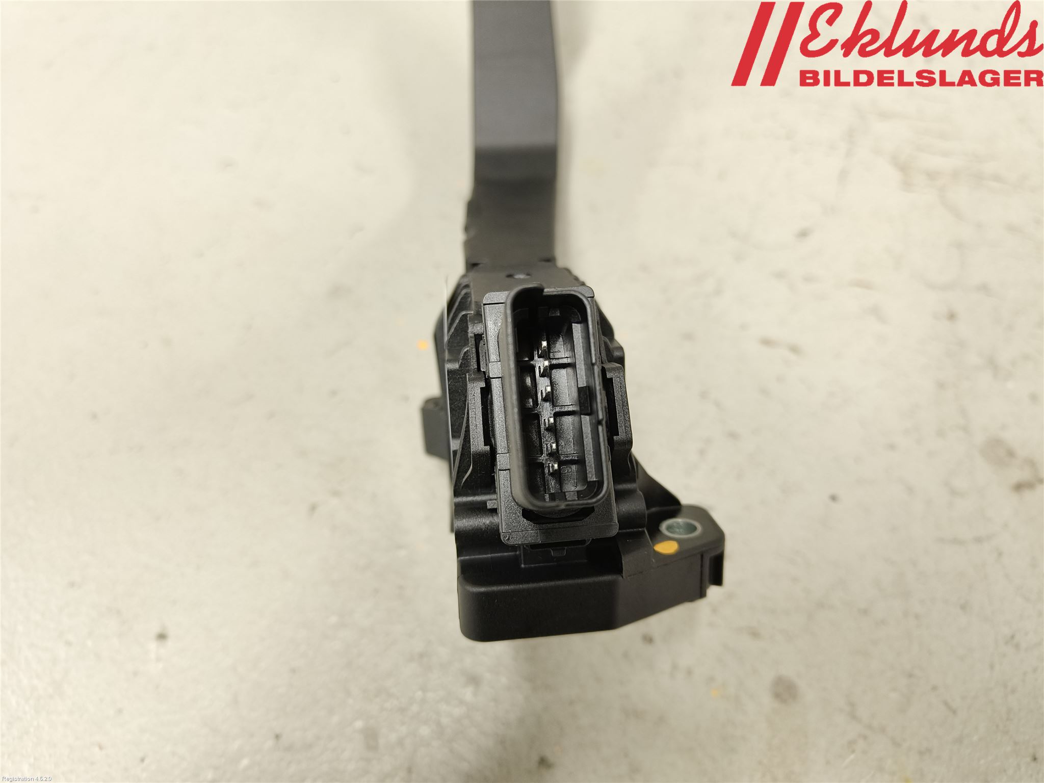 Peugeot 2008/E-2008 20- Gaspedal