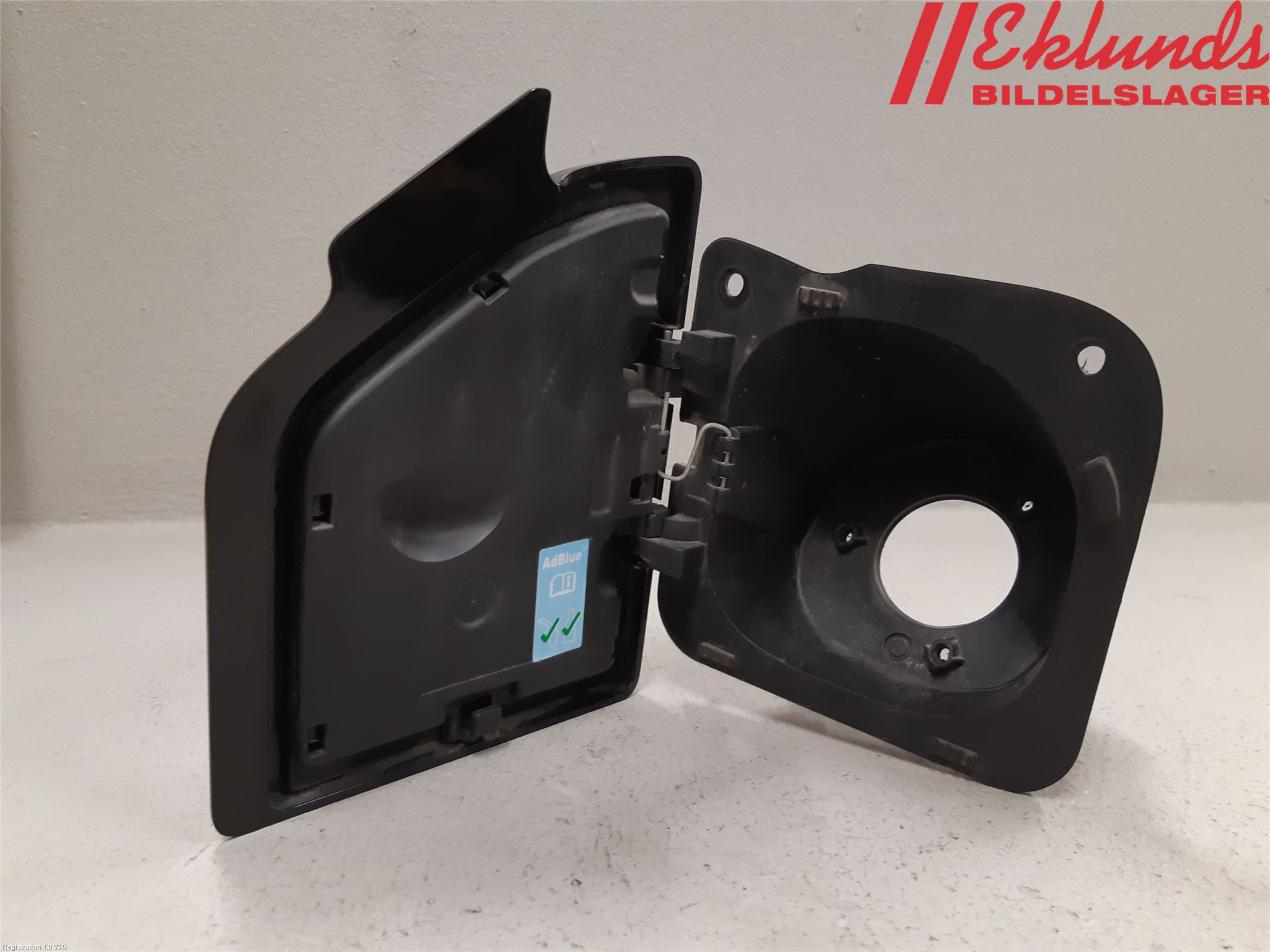 Opel MOVANO B 10-22 Tanklucka