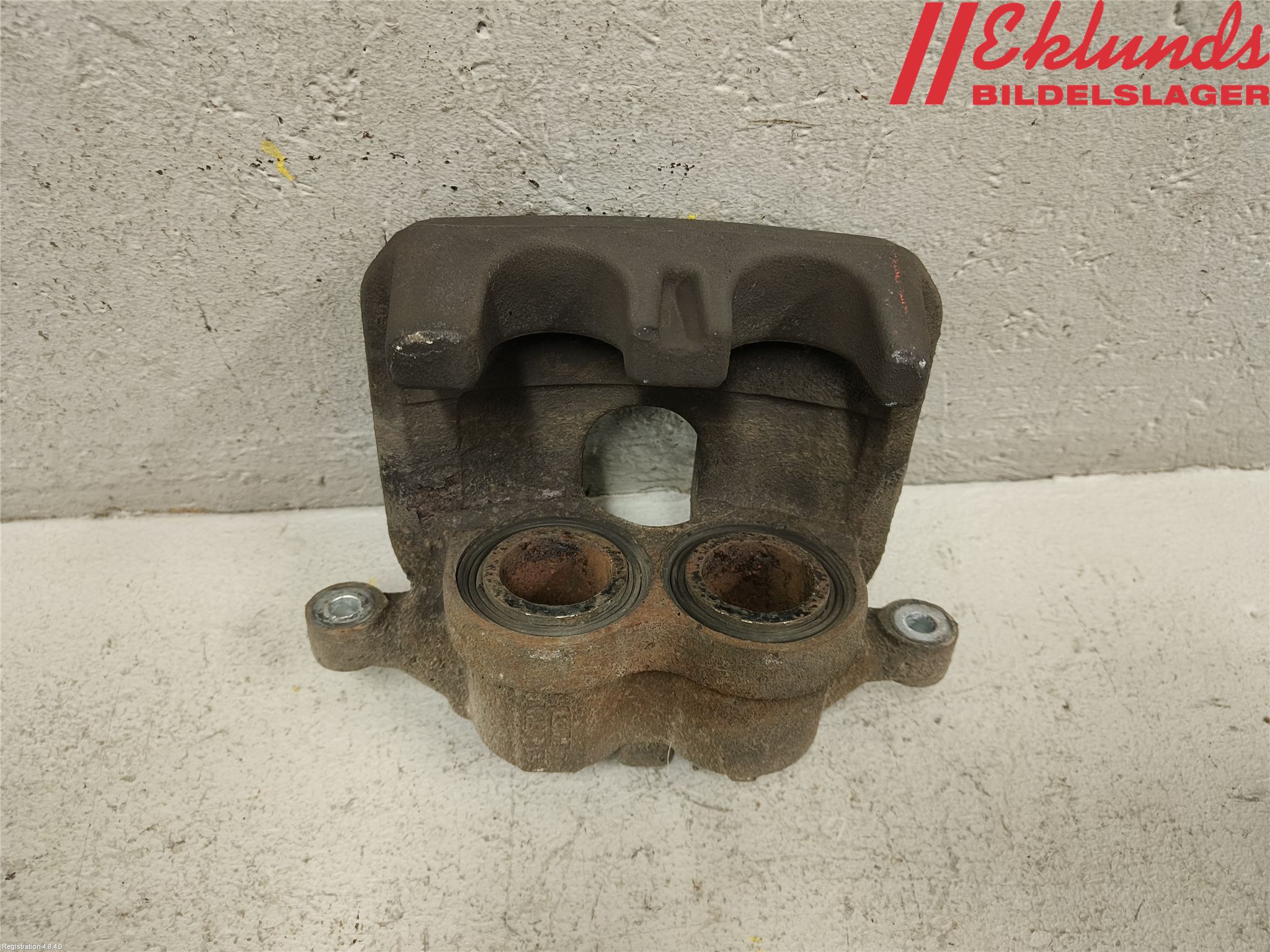 Volkswagen VW AMAROK 2H 10-22 Bromsok Fram Höger