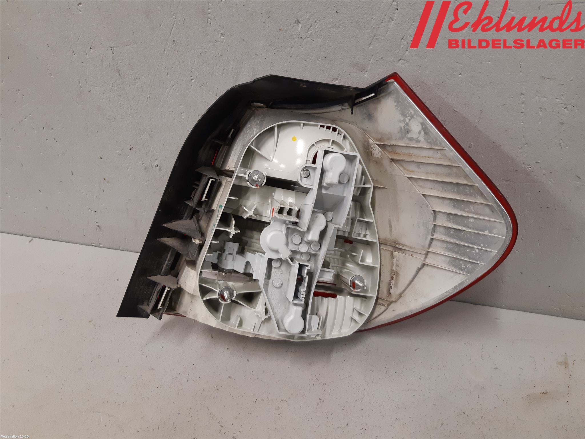 BMW 1 E87/81 5D/3D 03-11 Bakljus Vänster