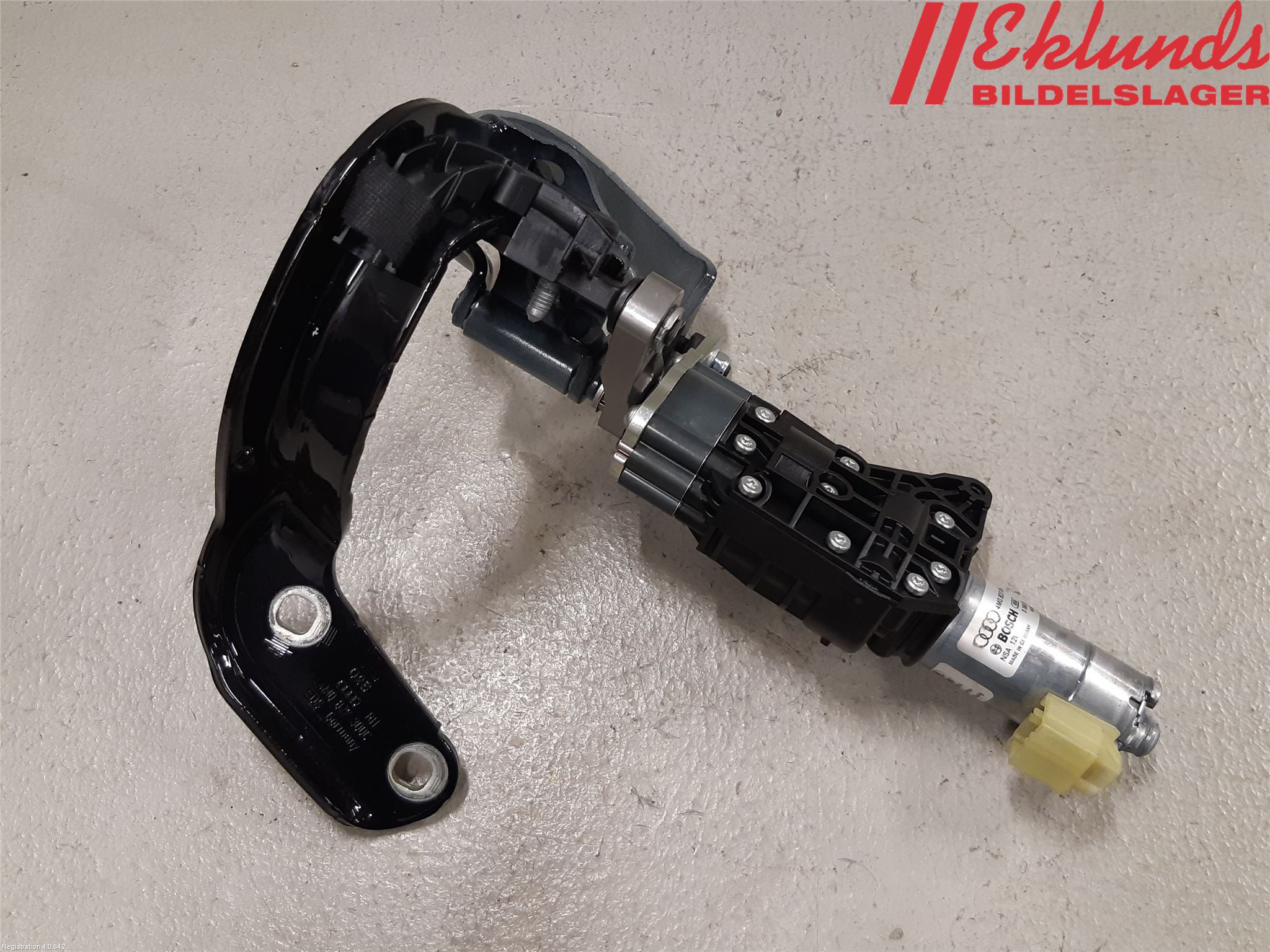 Audi Q7/SQ7 Bakluckeöppnare Automatisk