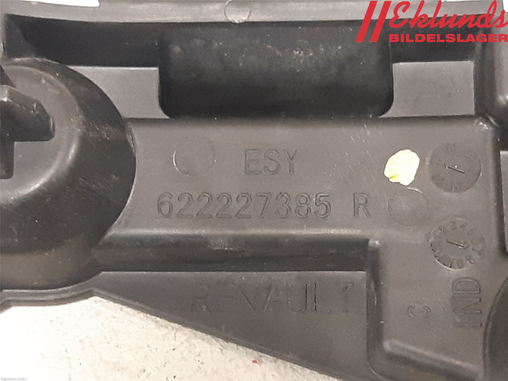 Dacia SANDERO/STEPWAY 13-20 Stötfångarfäste Fram Hö