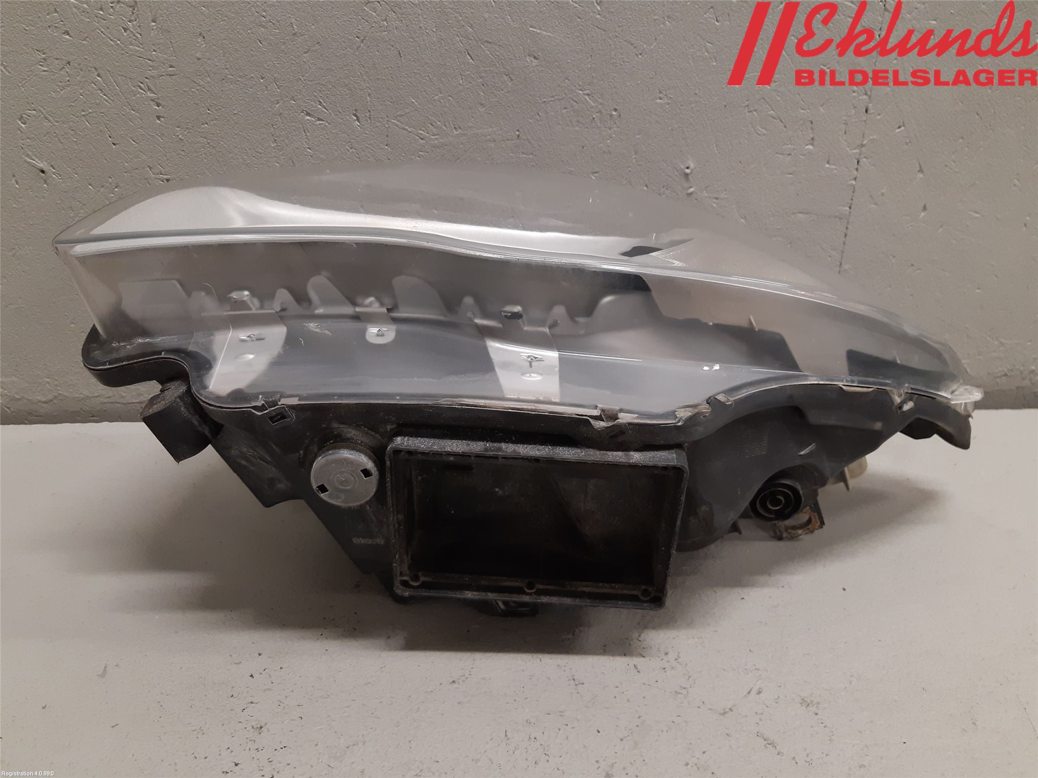 BMW 1 E87/81 5D/3D 03-11 Strålkastare Vänster