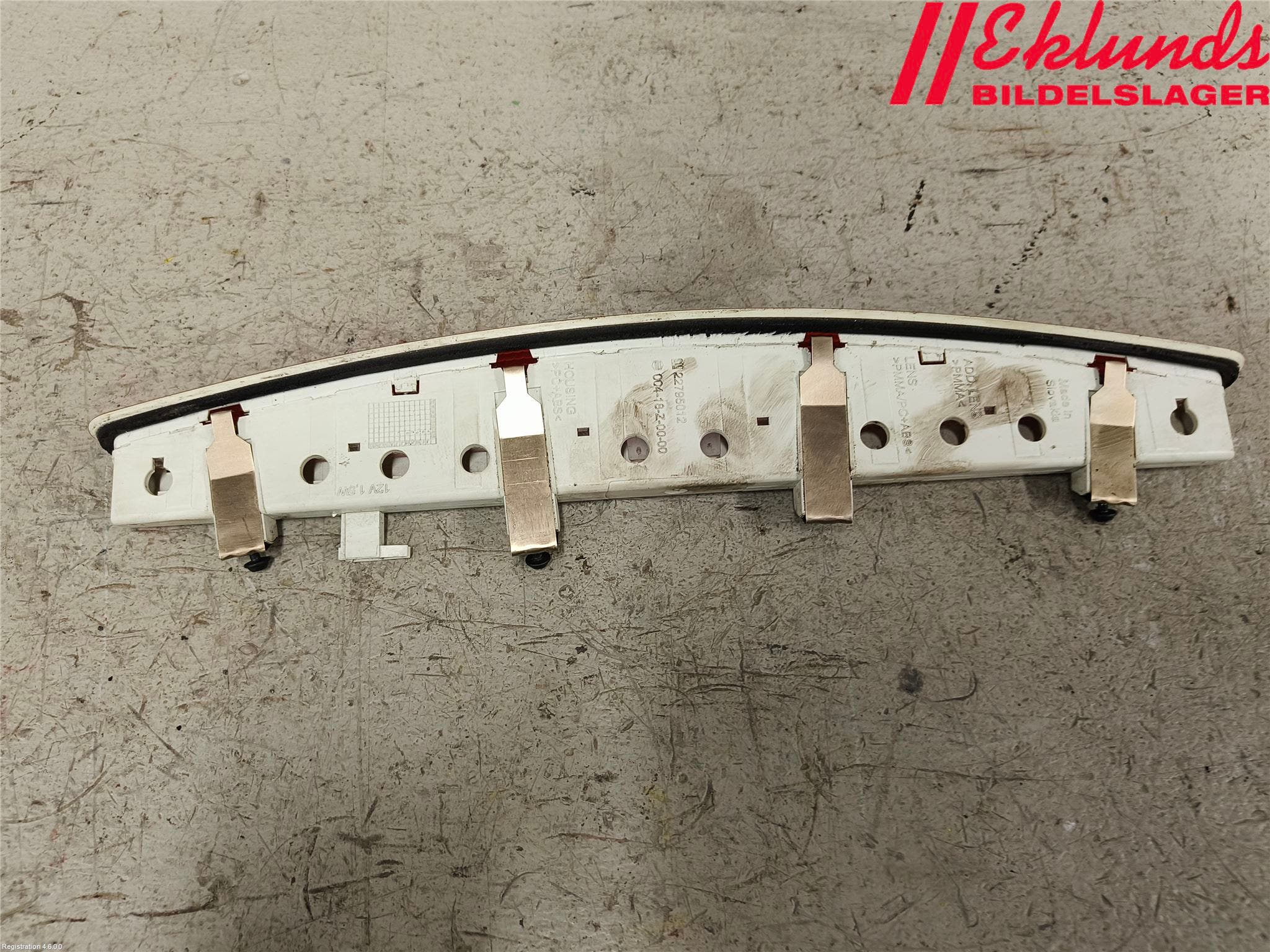 Opel INSIGNIA 09-16 Bromsljus Bakruta