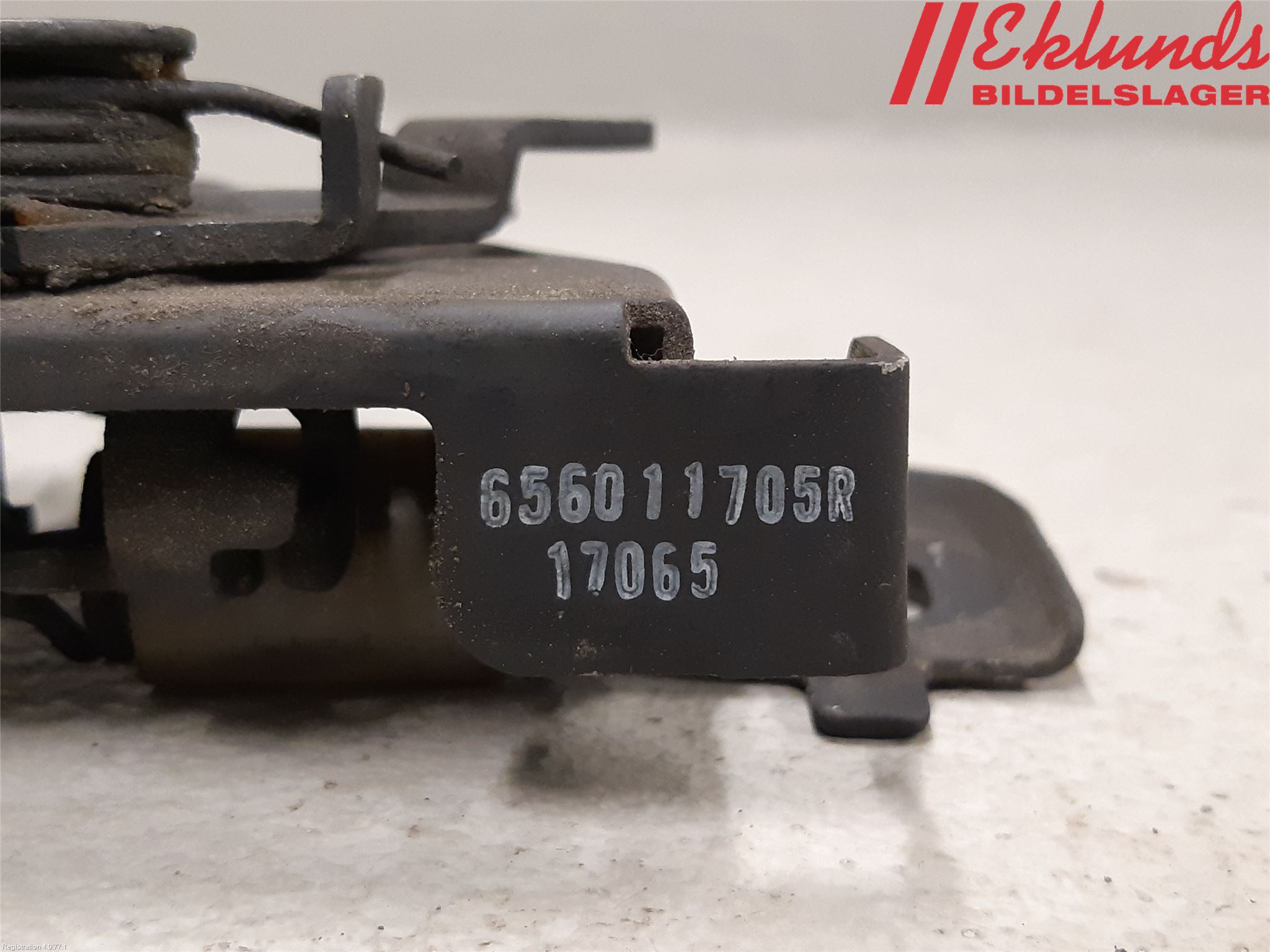 Opel VIVARO 15-19 Huvlås