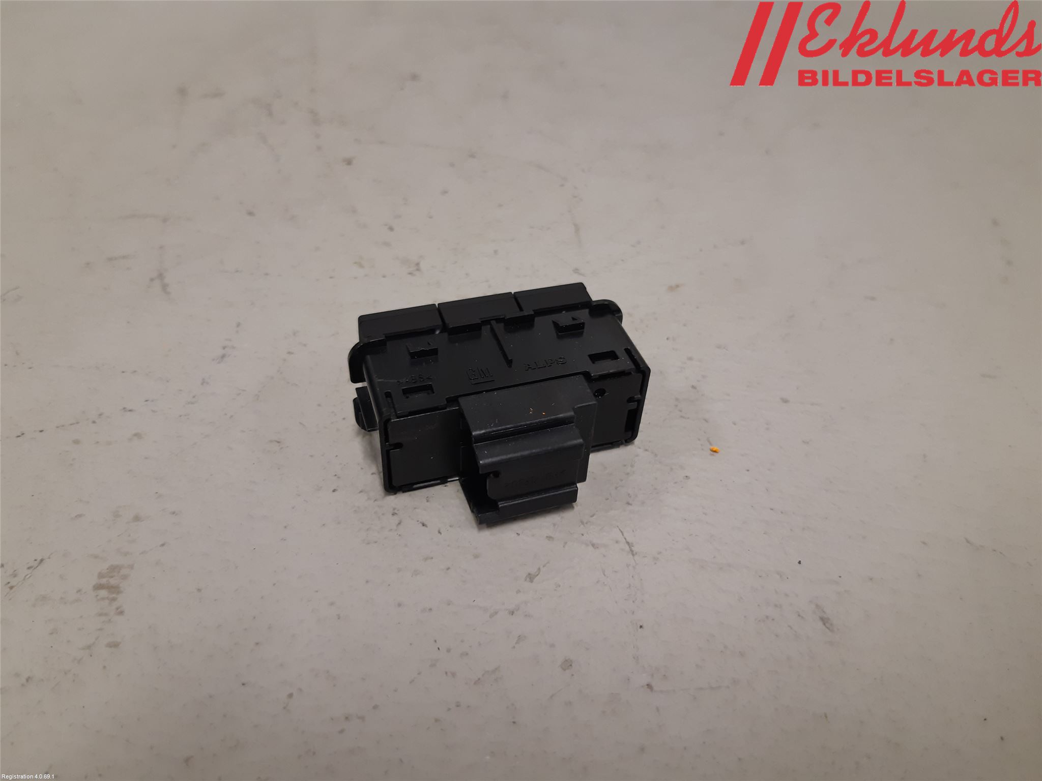 Opel ASTRA K 16-22 Strömställare Övrigt