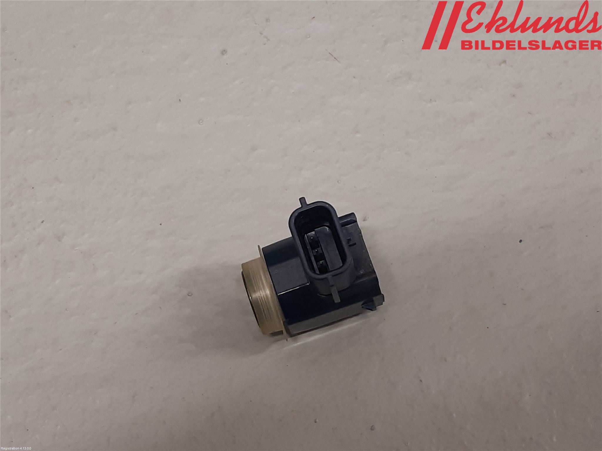 Mitsubishi OUTLANDER 13-21 Parkeringshjälp Backsensor