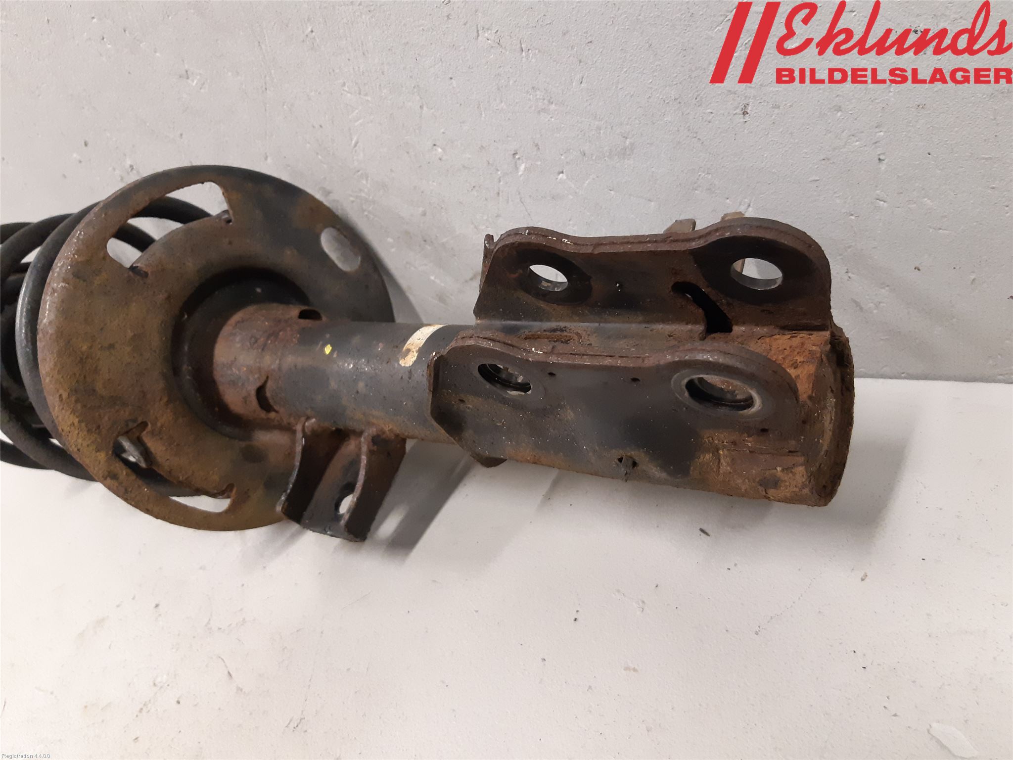 Mazda 3 III 14-19 Fjäderben Fram Höger