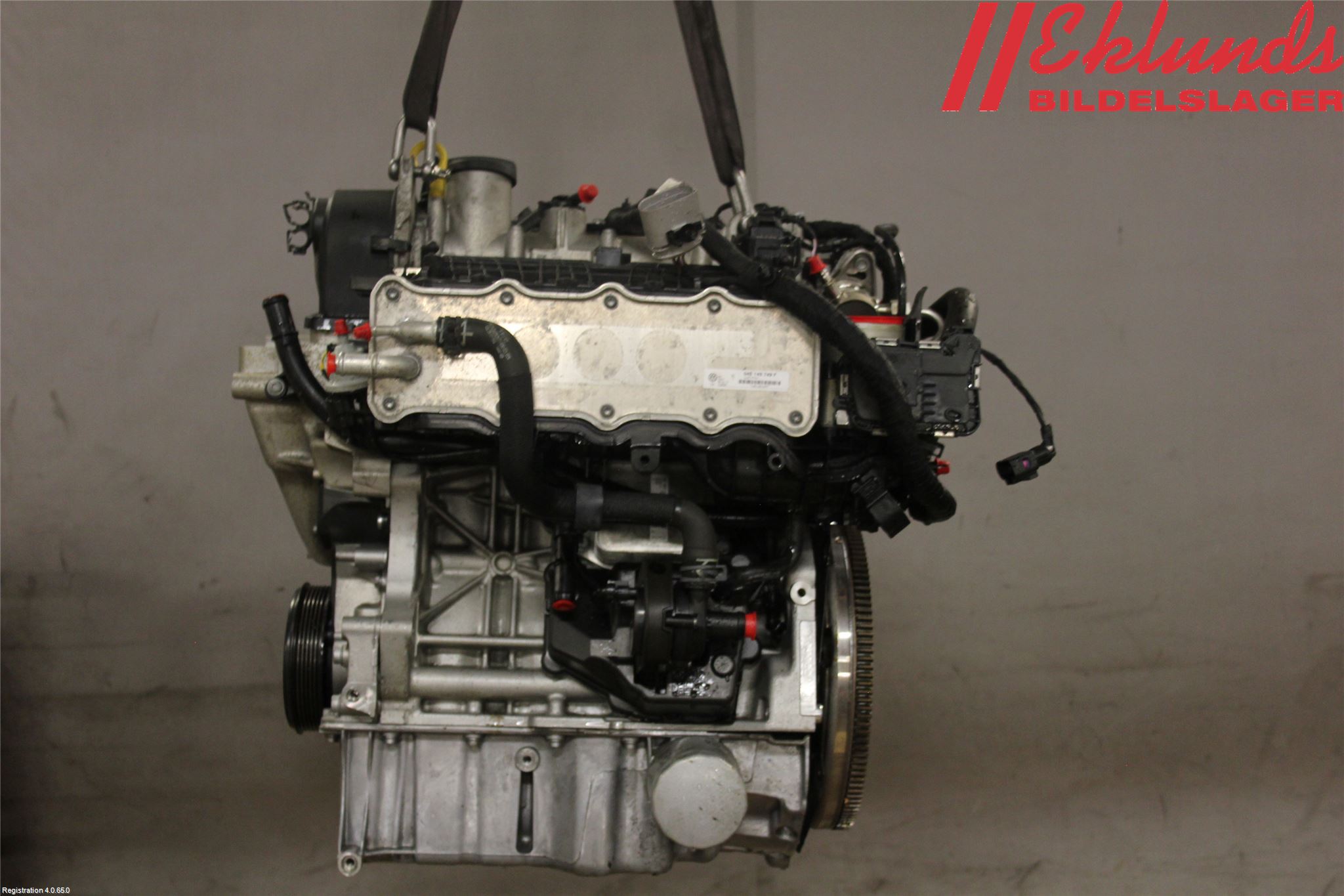 Volkswagen VW GOLF SPORTSVAN 15-20 Motor Bensin