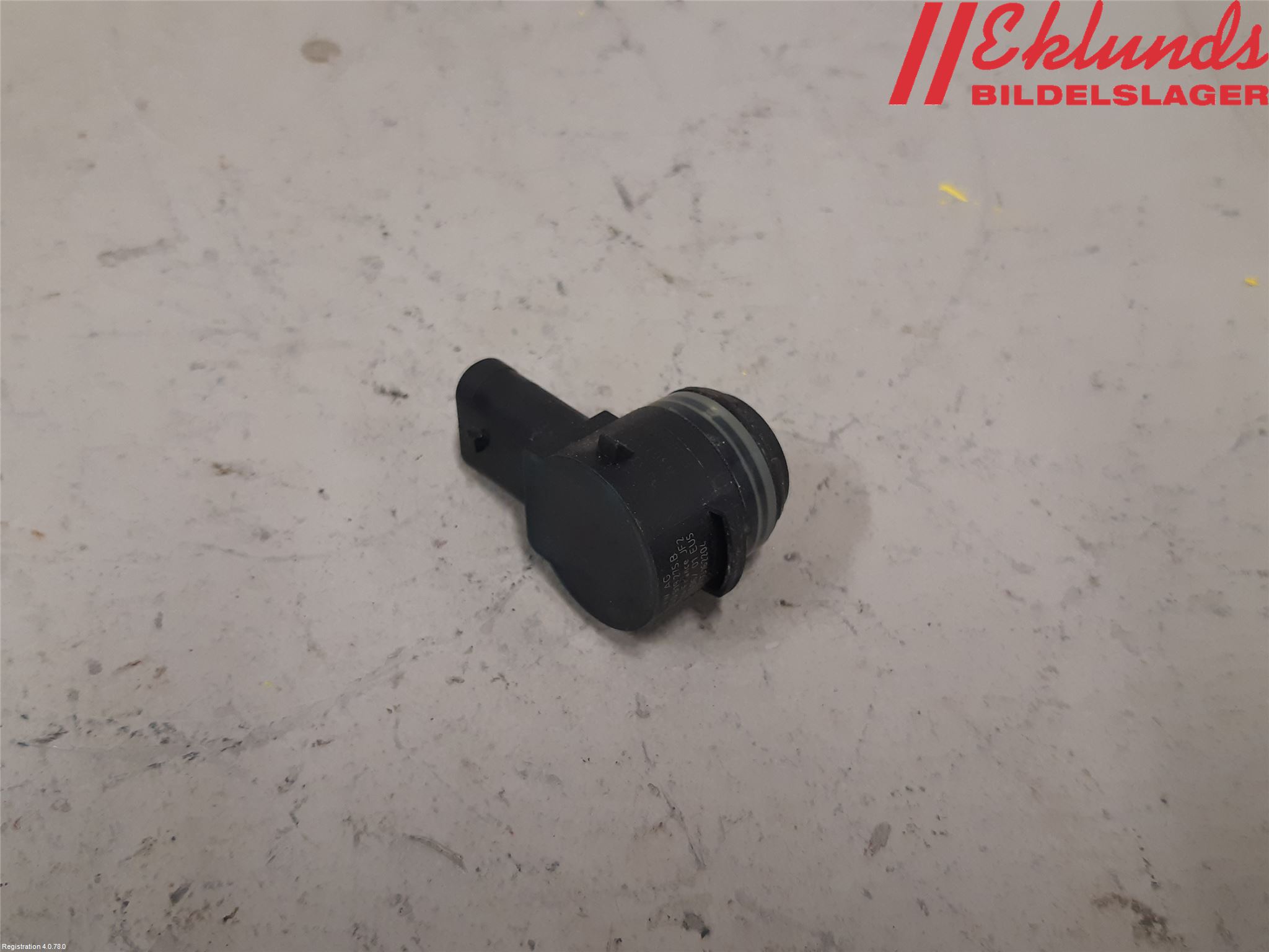 Volkswagen VW PASSAT 15-19 Parkeringshjälp Frontsensor