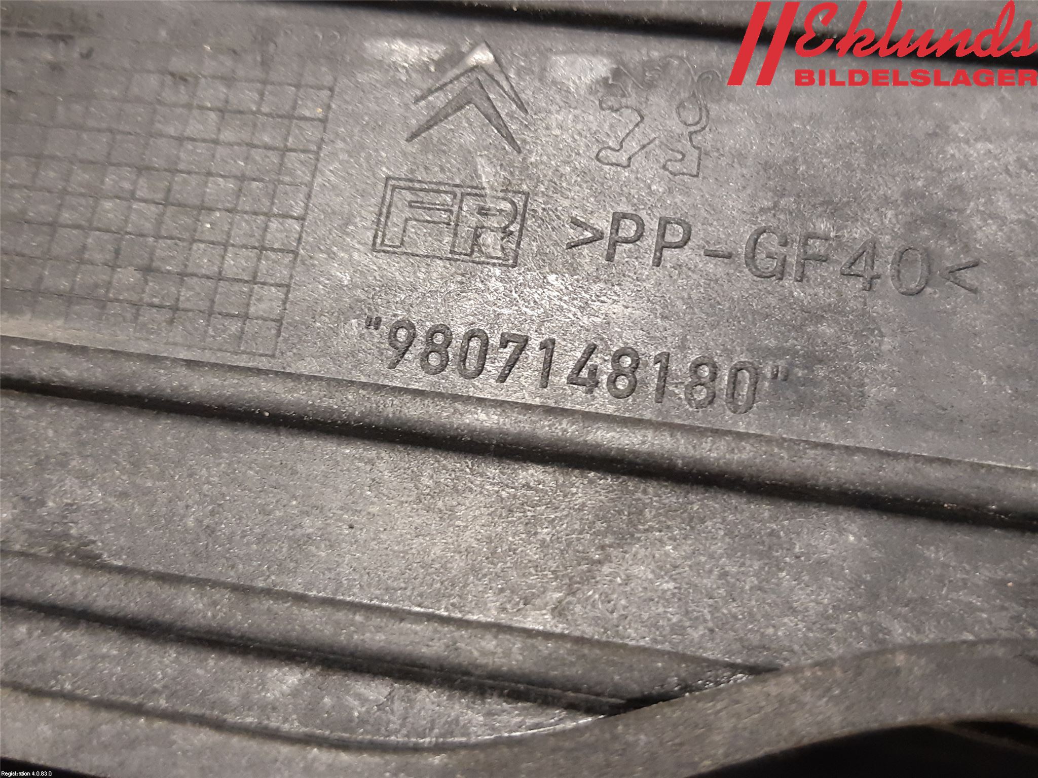 Peugeot 308 14-21 Front Huvlåsplåt-Balk