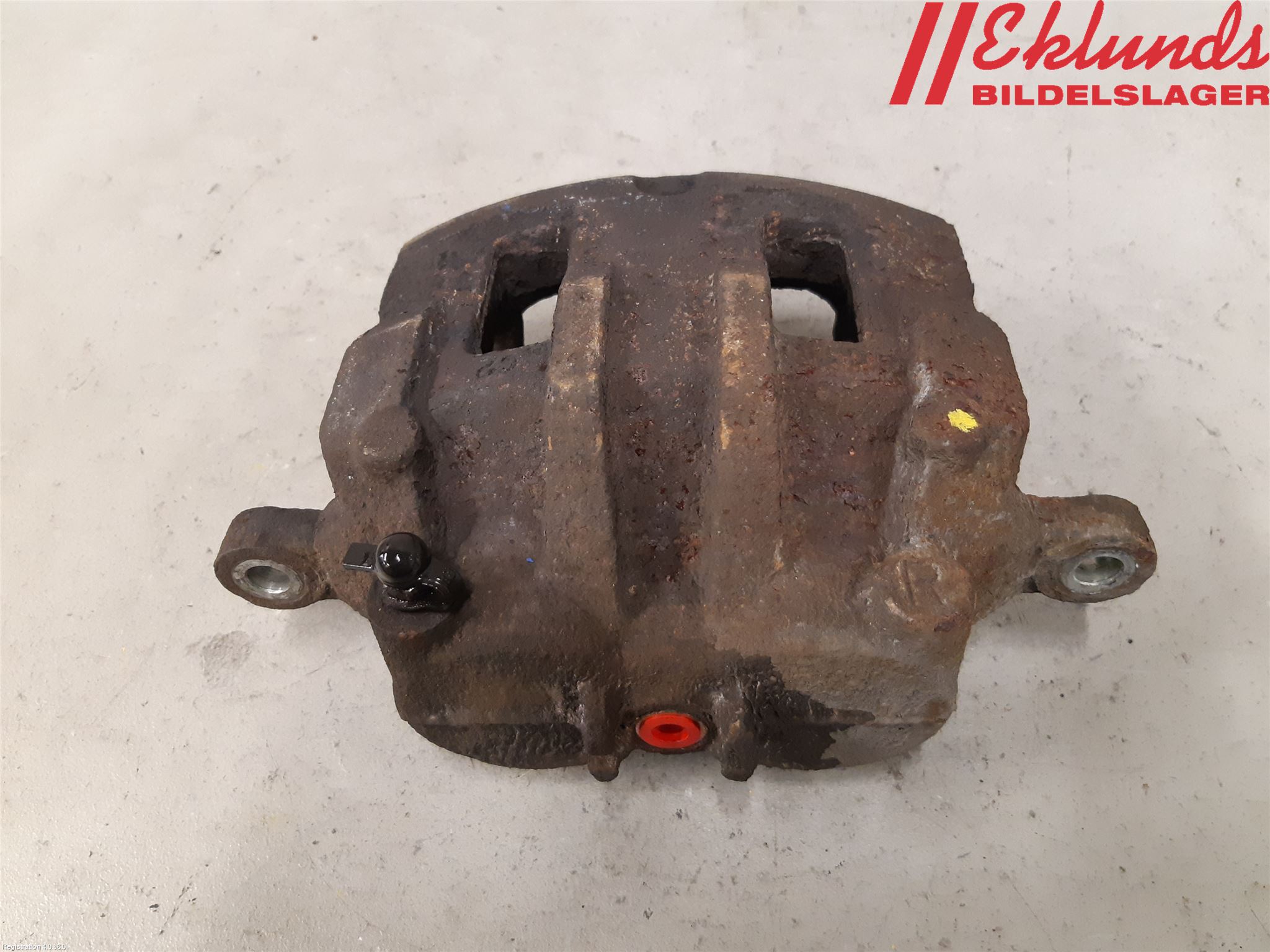 Hyundai H-1/STAREX 08-21 Bromsok Fram Höger