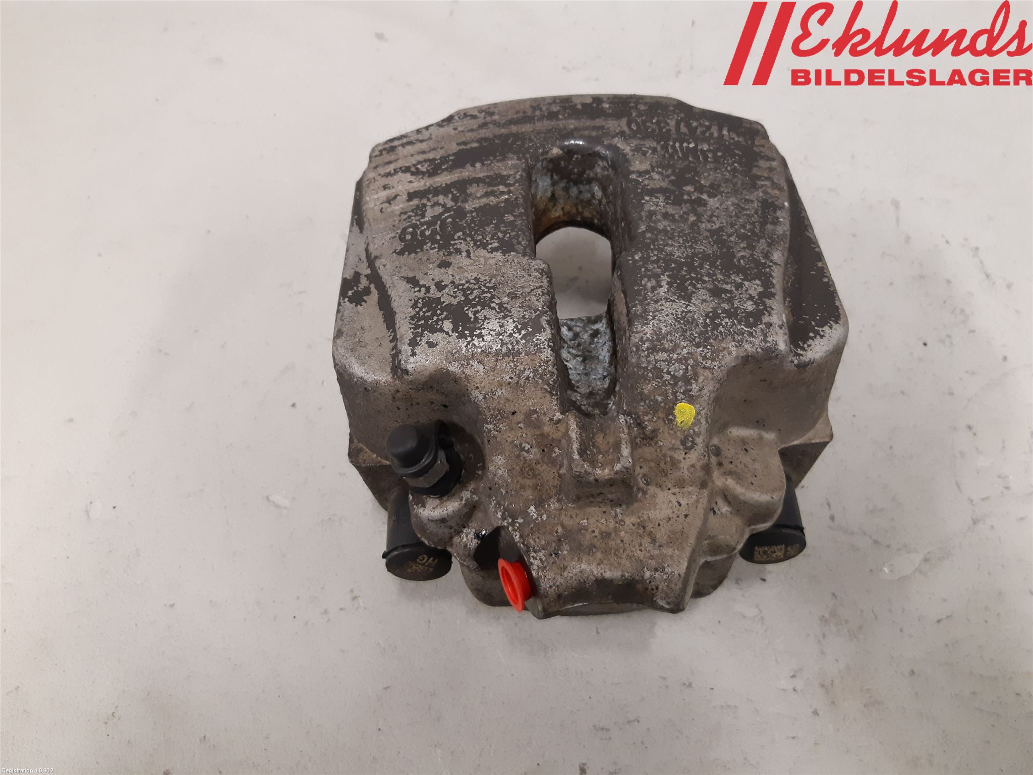 BMW 5 F10/F11/F18 09-17 Bromsok Fram Höger