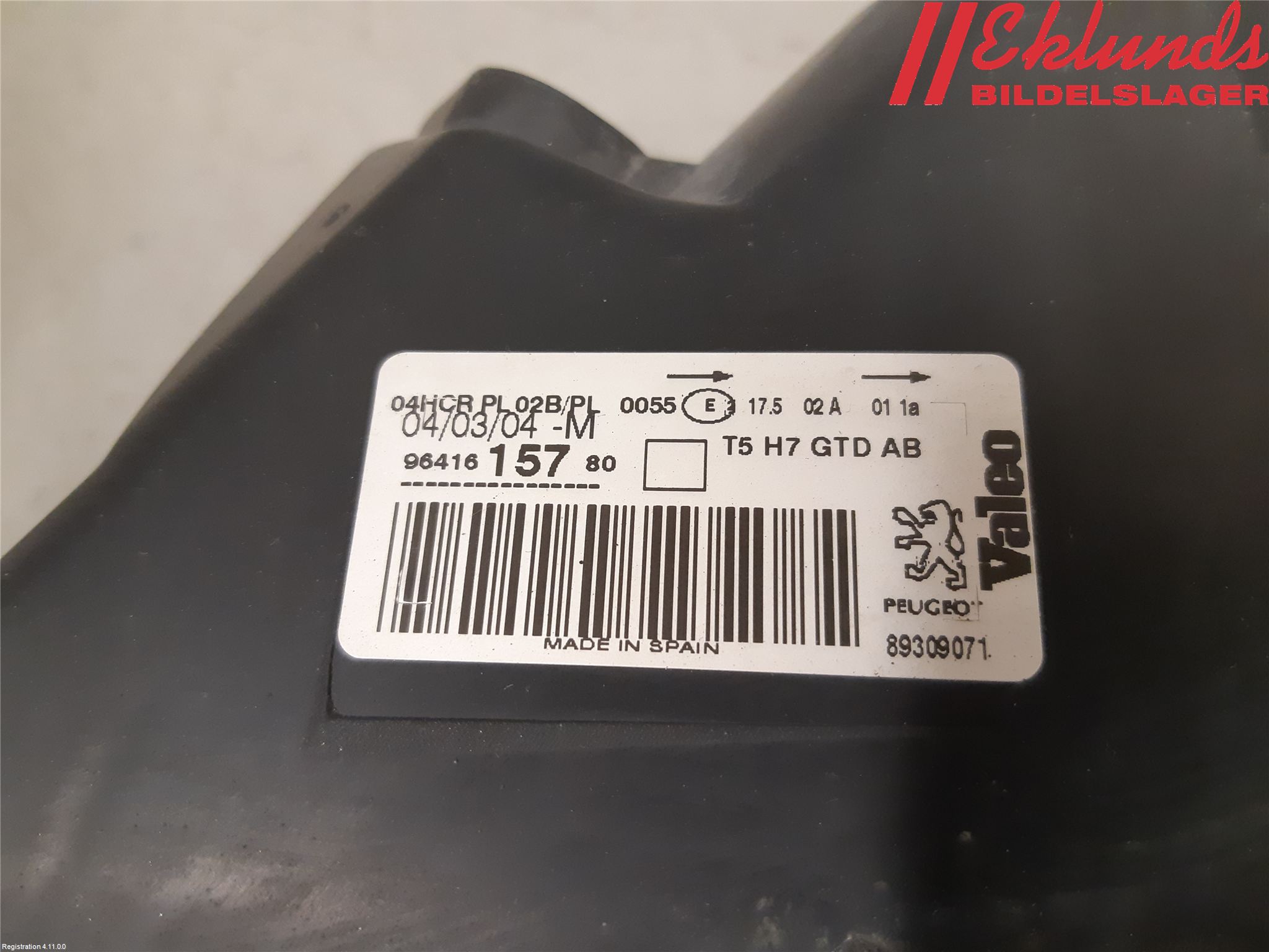 Peugeot 307     01-05 Strålkastare Vänster