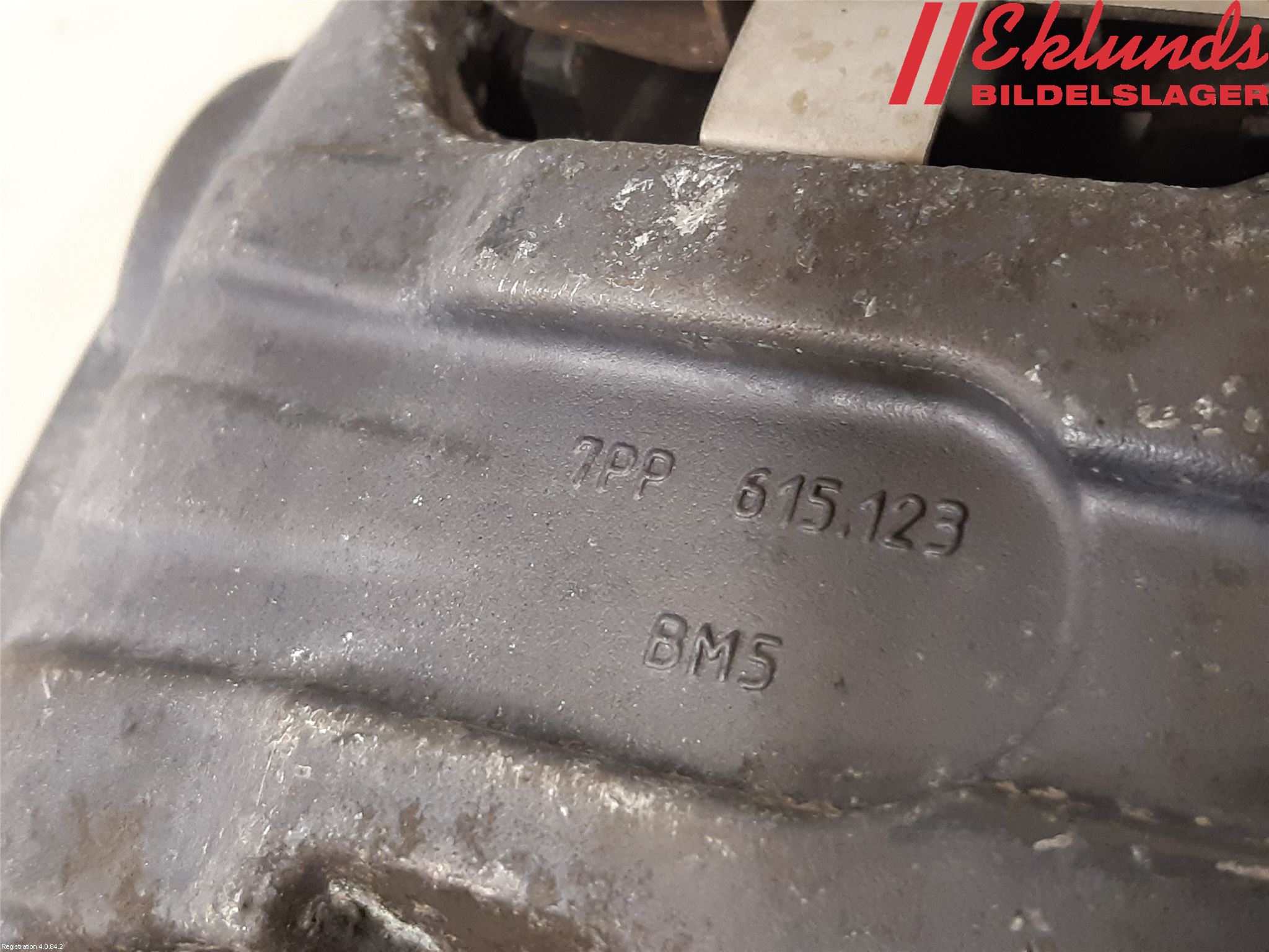 Volkswagen VW TOUAREG 7P 11-18 Bromsok Fram Höger