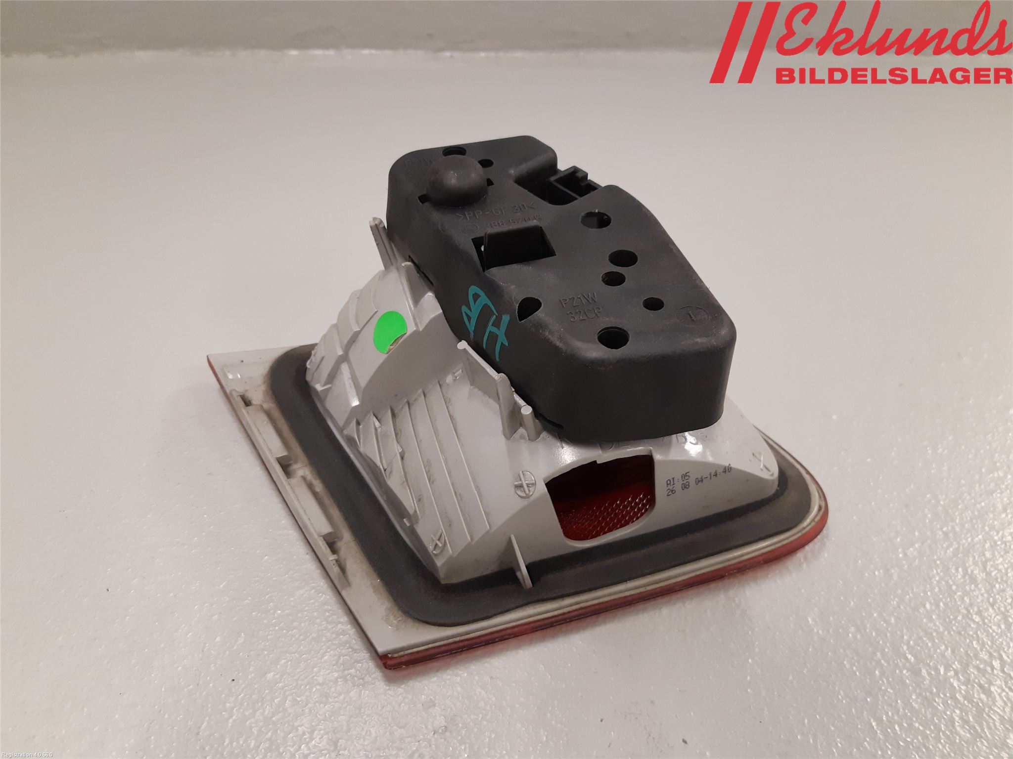 BMW 3 E46      98-05 Bakljus Lucka Hö