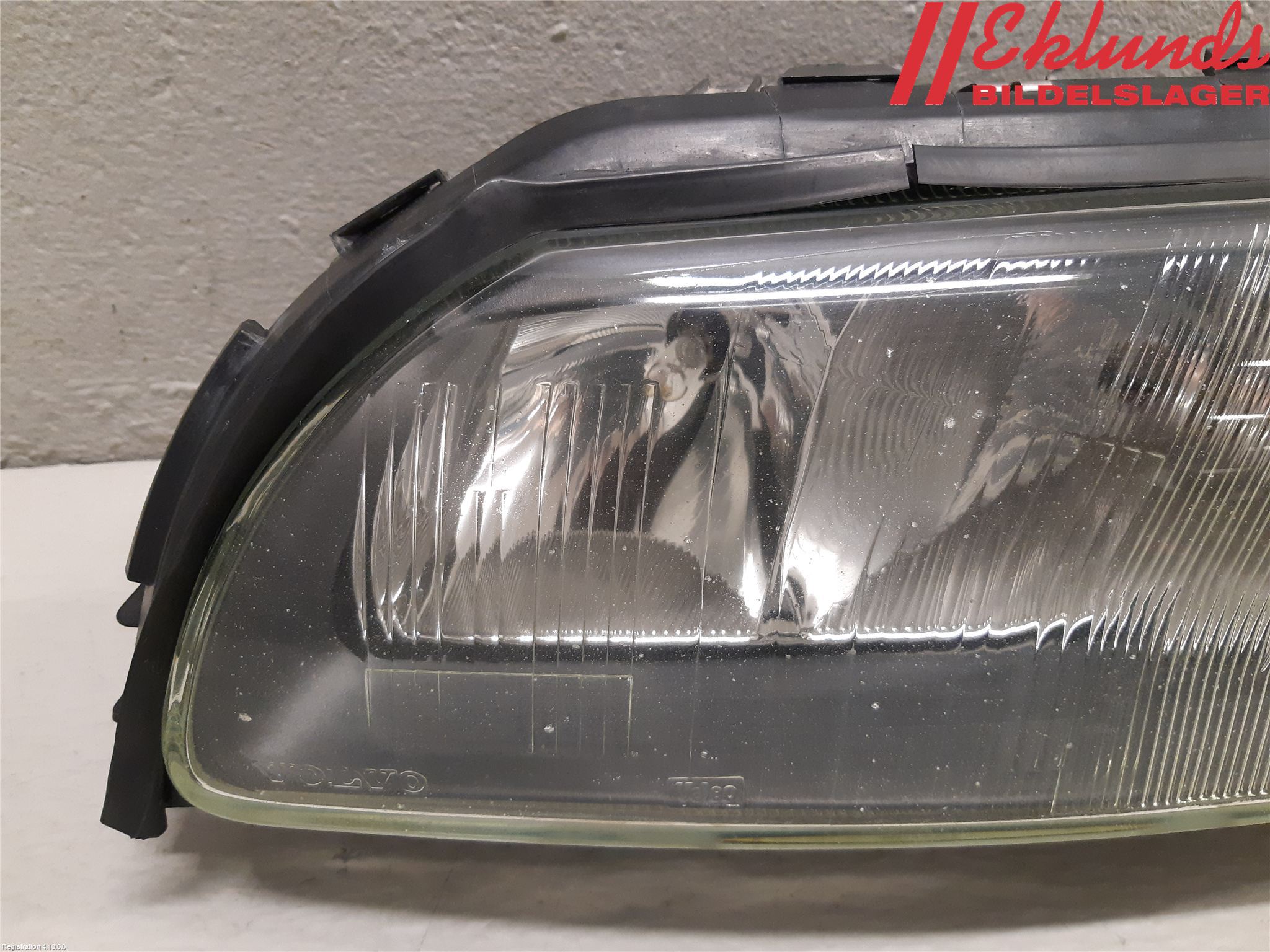 Volvo V70 00-04 Strålkastare Vänster