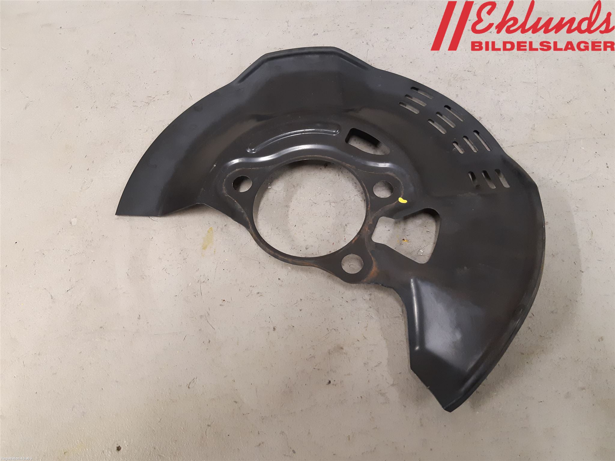 Toyota COROLLA 19- Bromssköld Fram