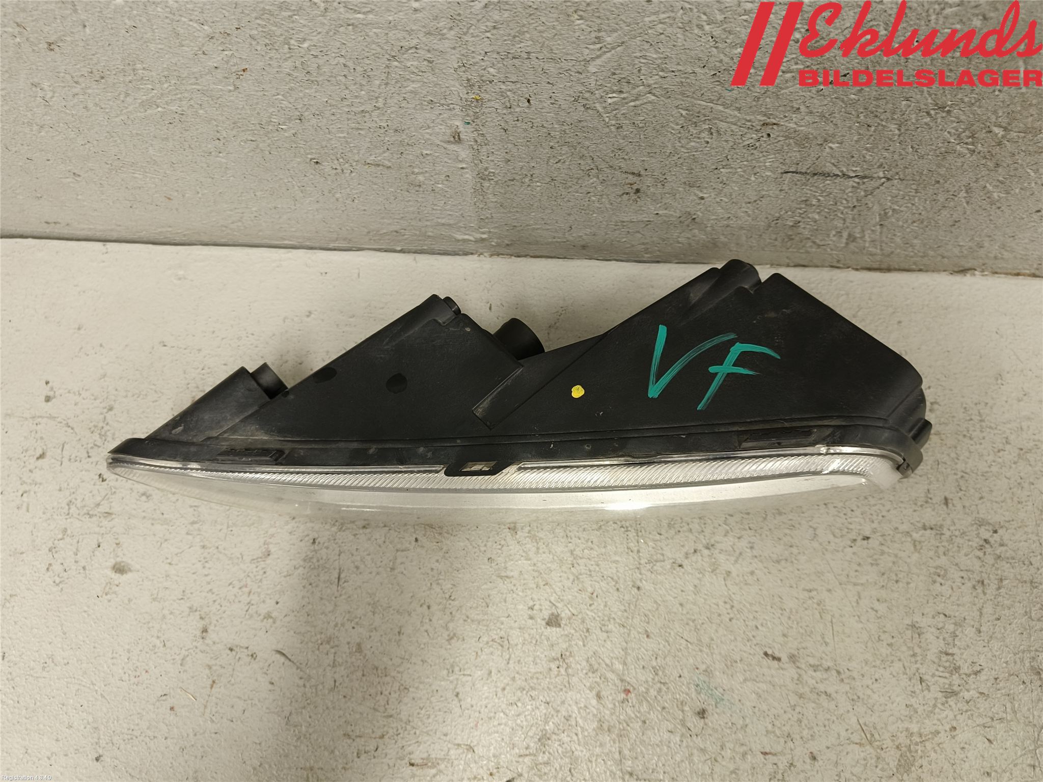 Volkswagen VW PASSAT 11-14 Dimljus-Varselljus Fram