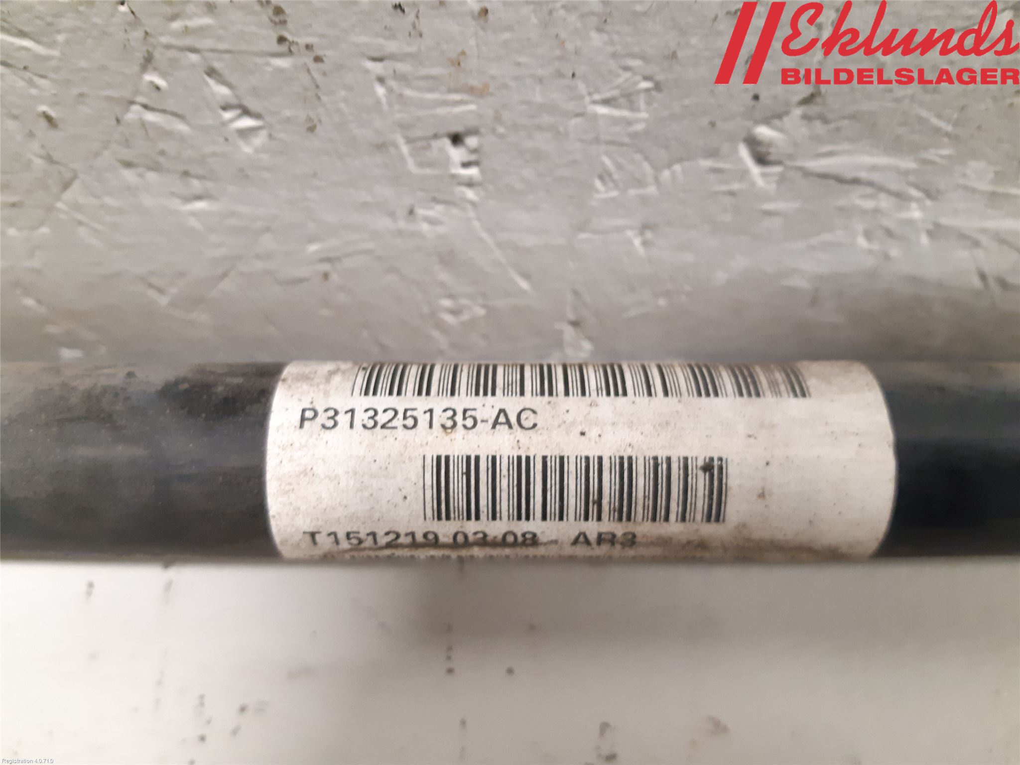 Volvo XC70 14-16 Drivaxel Bak Höger