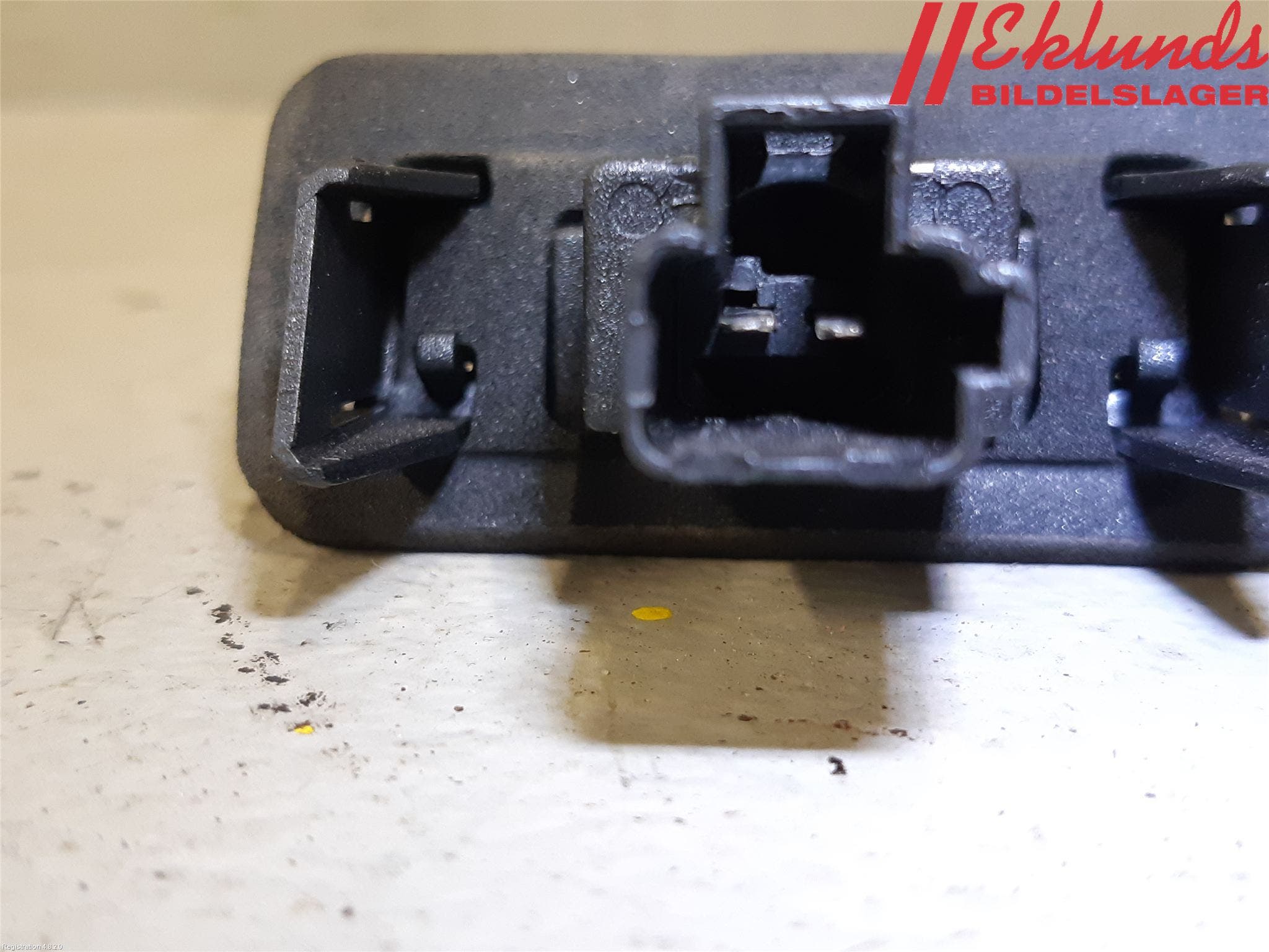 Toyota YARIS XP130 15-20 Skylt Belysning