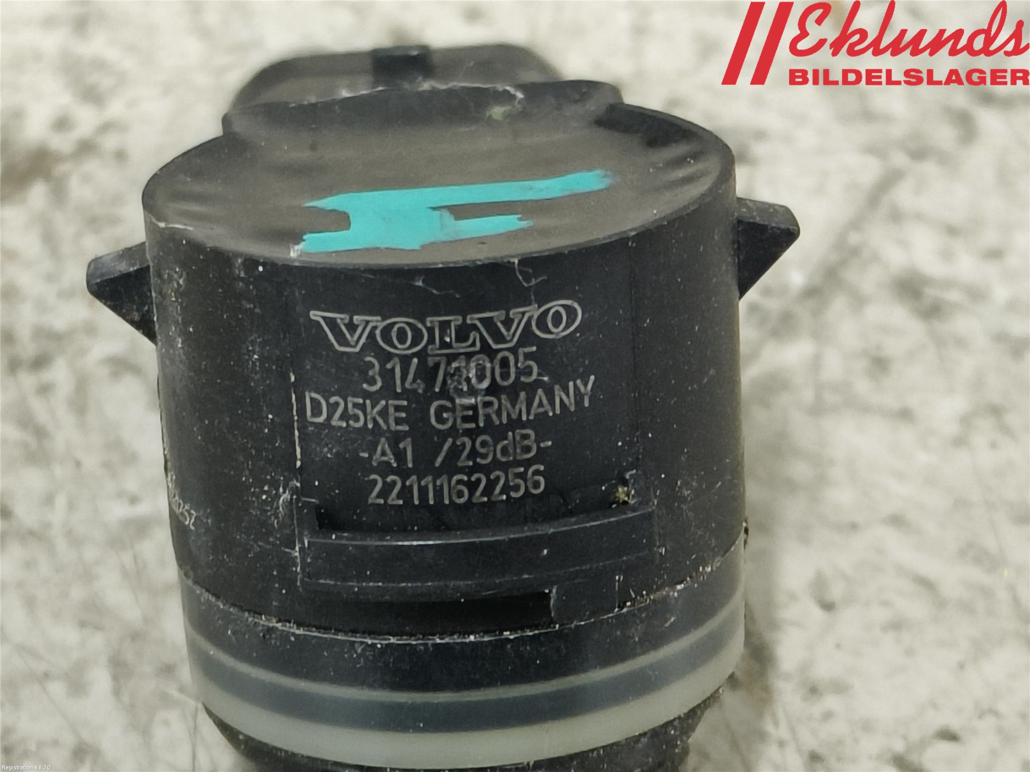 Volvo XC90/RECHARGE 16- Parkeringshjälp Frontsensor