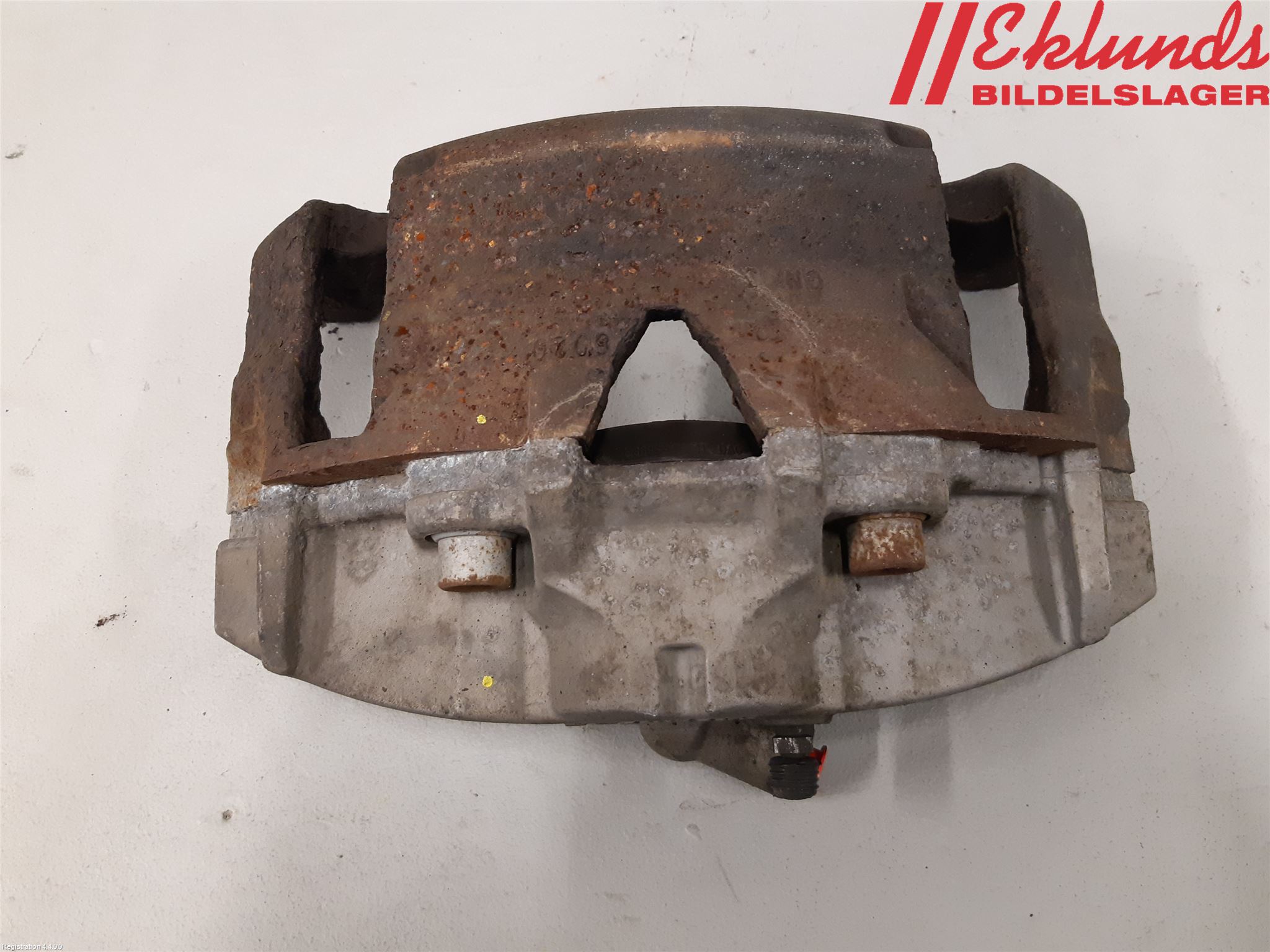 Volvo V70 08-13 Bromsok Fram Höger