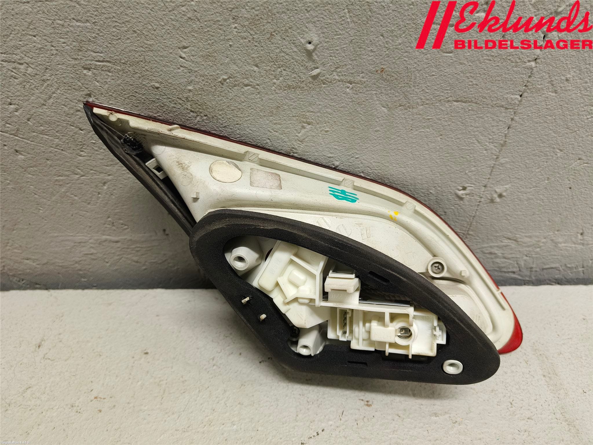 Opel ASTRA J 10-15 Bakljus Lucka Hö