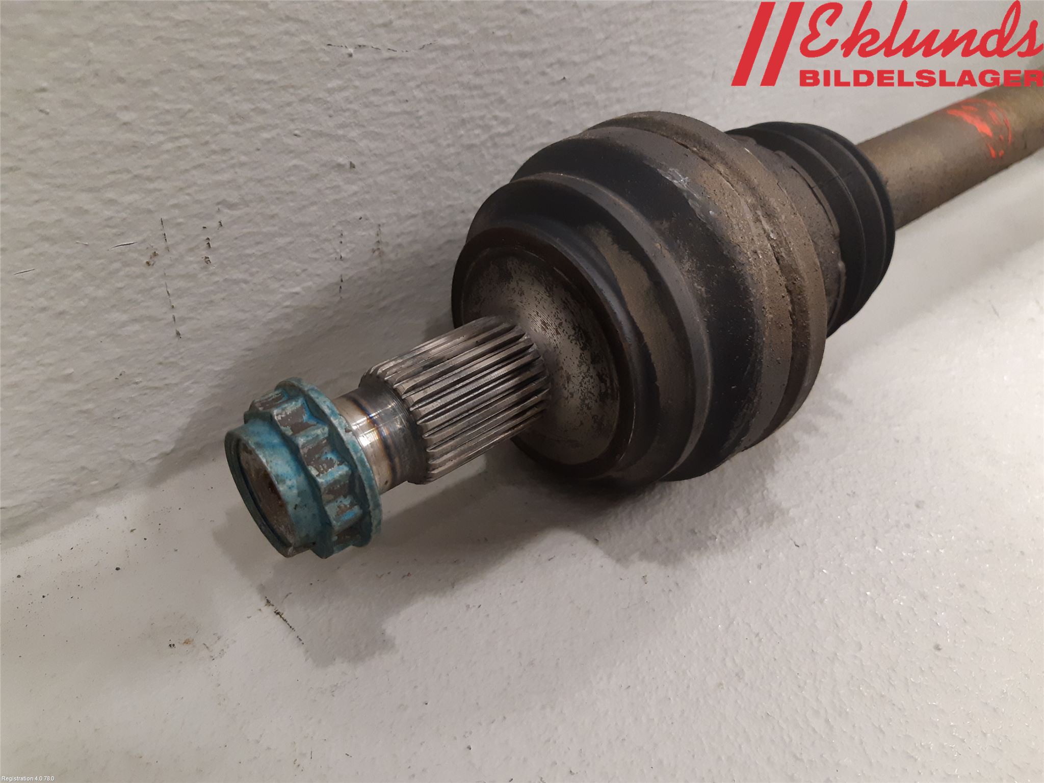 Mercedes-Benz MB C-KLASS (W205) 14-21 Drivaxel Bak Vänster