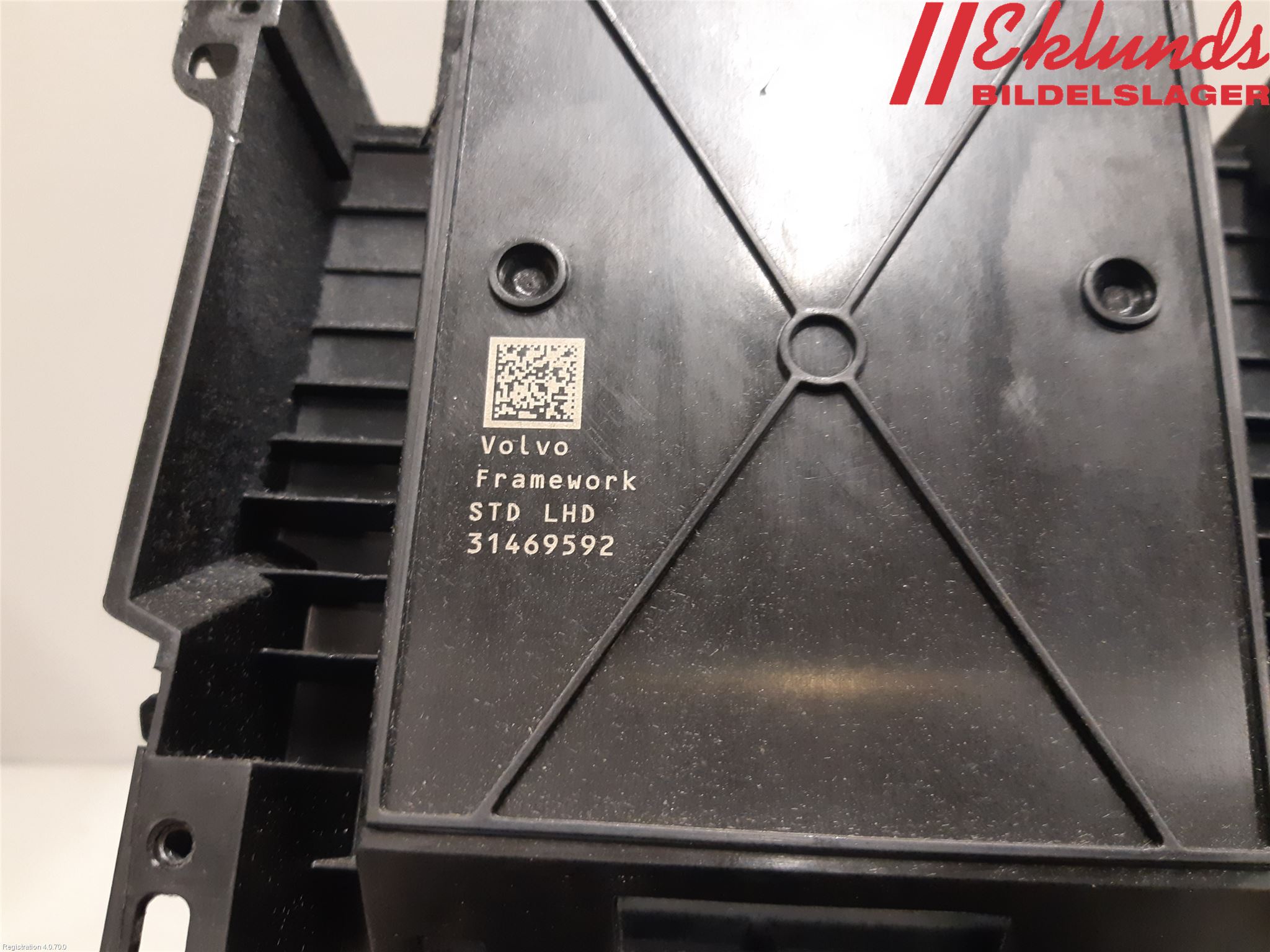 Volvo V90 17->> Inredning Armstöd