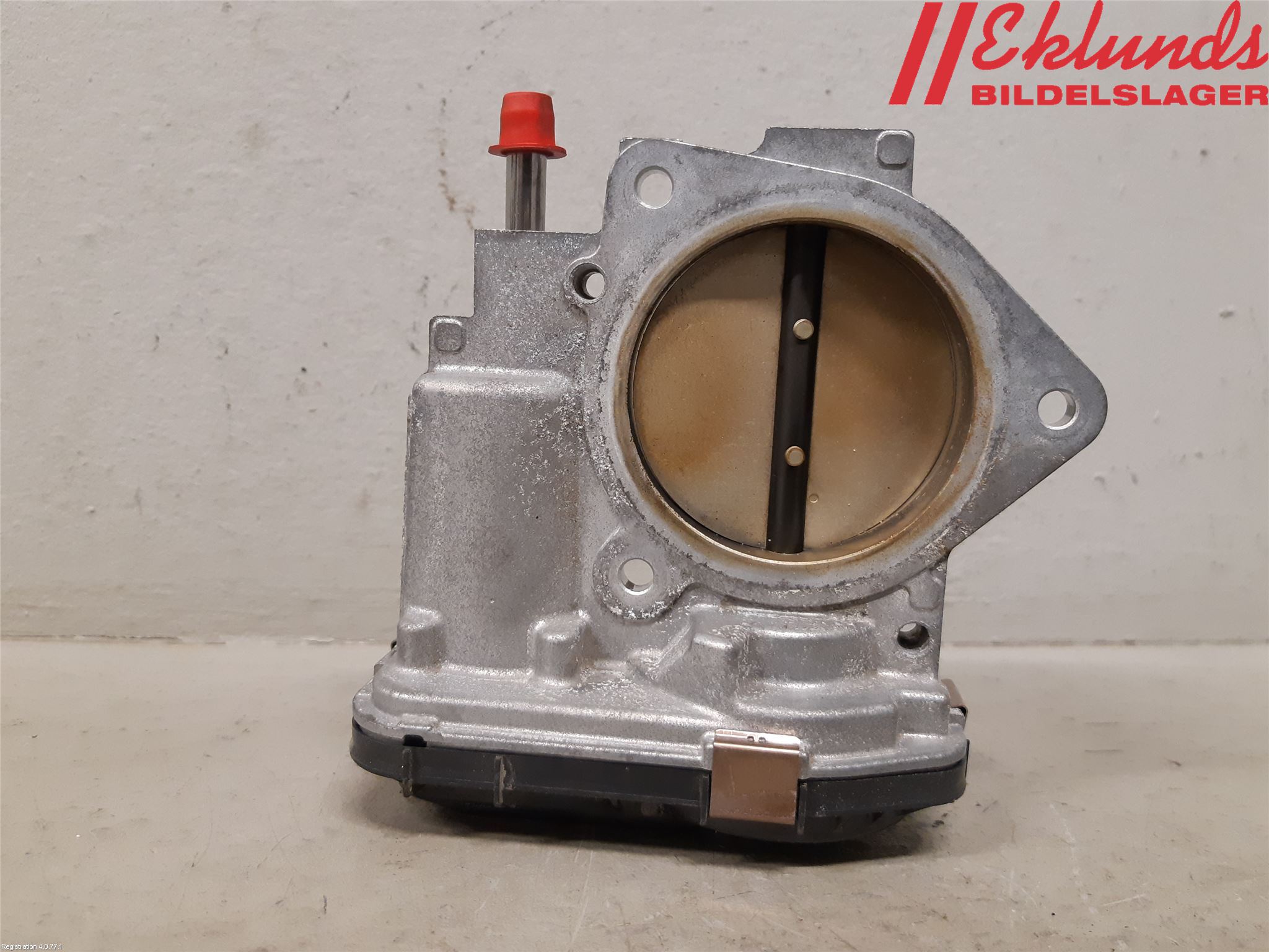 Toyota RAV4 19- Injspjällhus