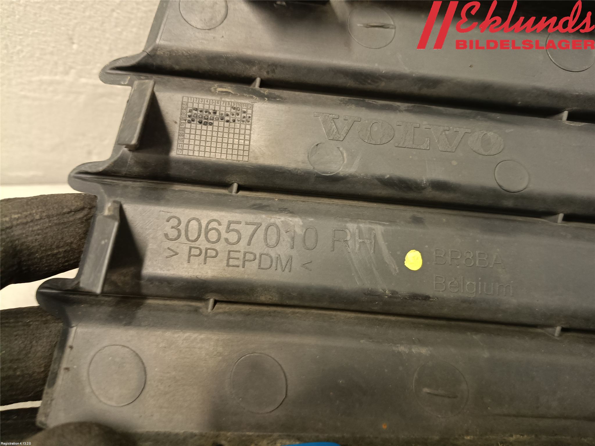 Volvo S40 04-07 Stöt Utfyllnad-List-Grill