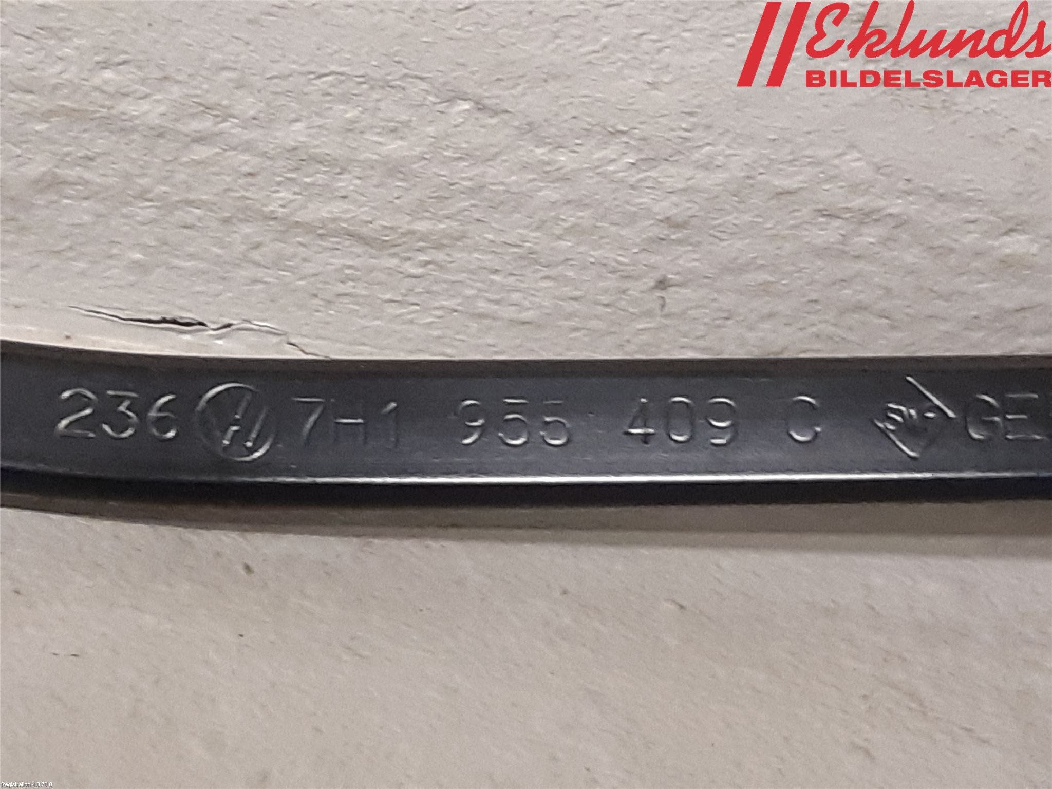 Volkswagen VW TRANSP/CARAVELLE (T5) 04-15 Torkararm Armar Vindruta