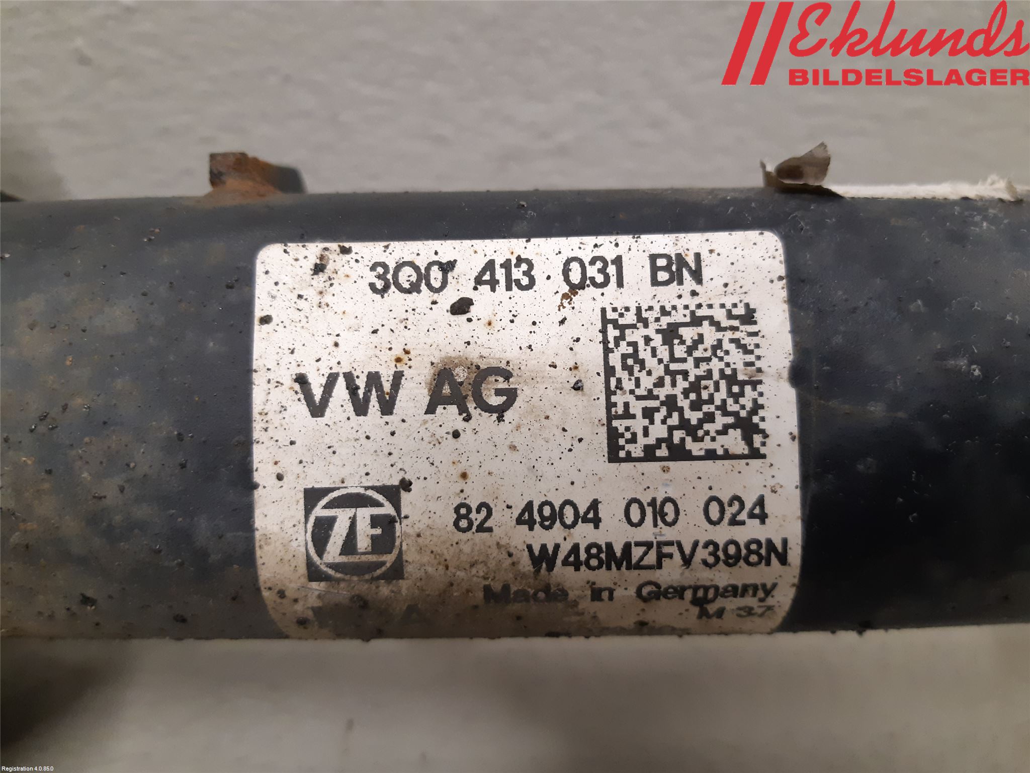 Volkswagen VW PASSAT 15-19 Fjäderben Fram Höger
