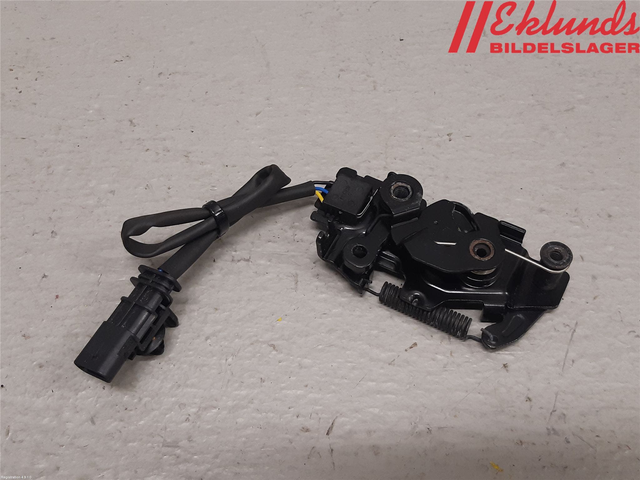 Volvo XC40/RECHARGE 18- Huvlås