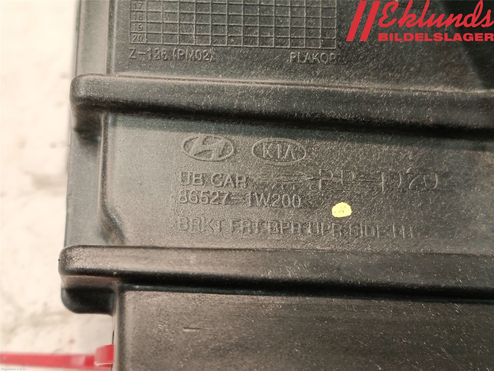 Kia RIO 12-16 Stötfångarfäste Fram Vä