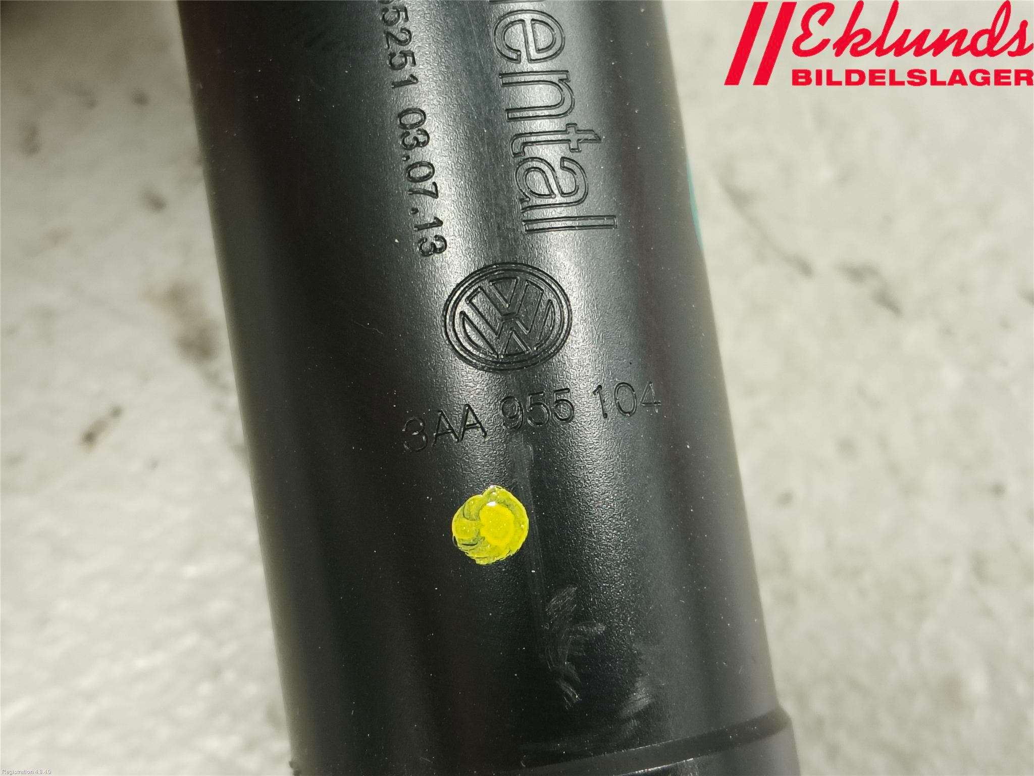 Volkswagen VW PASSAT 11-14 Spolarmunstycke Strålkastare