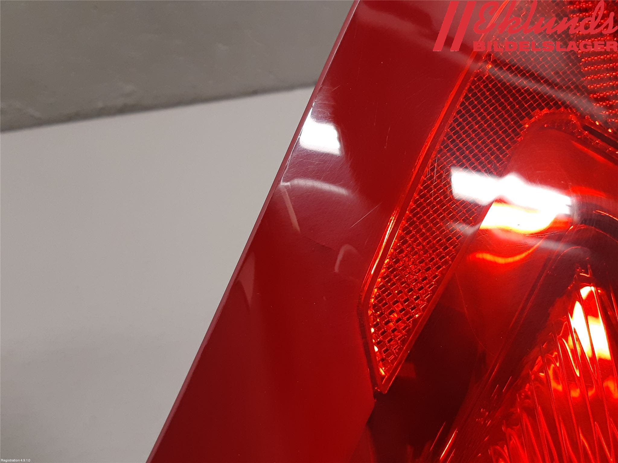 Volvo V40 12-19 Bakljus Höger