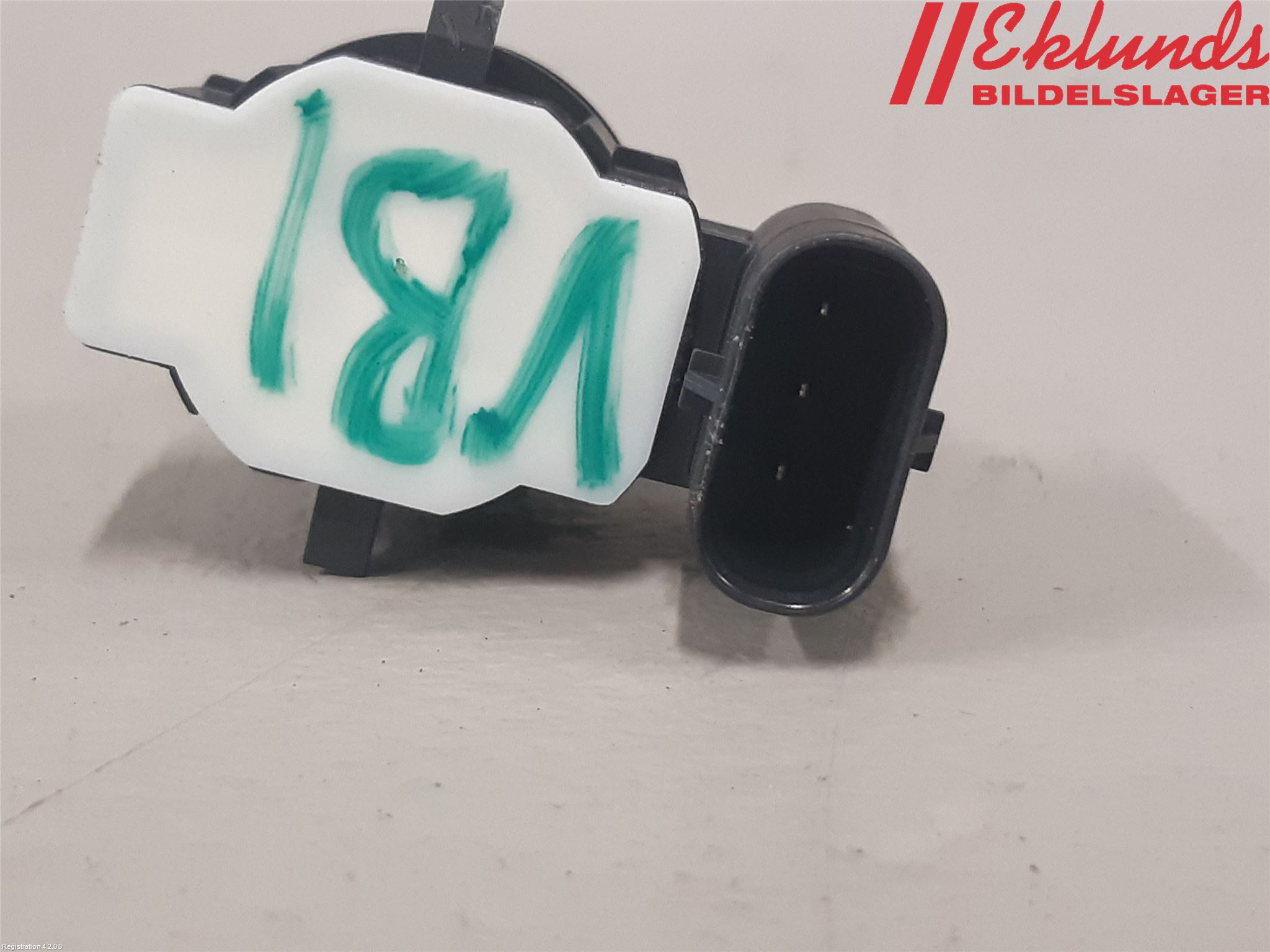 BMW 1 F20/F21 11-19 Parkeringshjälp Backsensor
