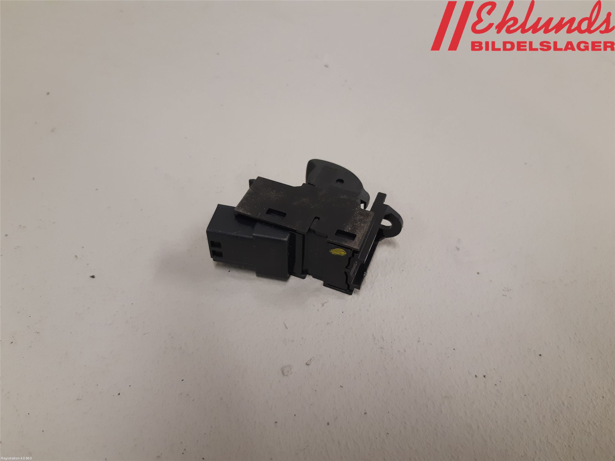 Volvo XC70 08-13 Strömställare Elhiss