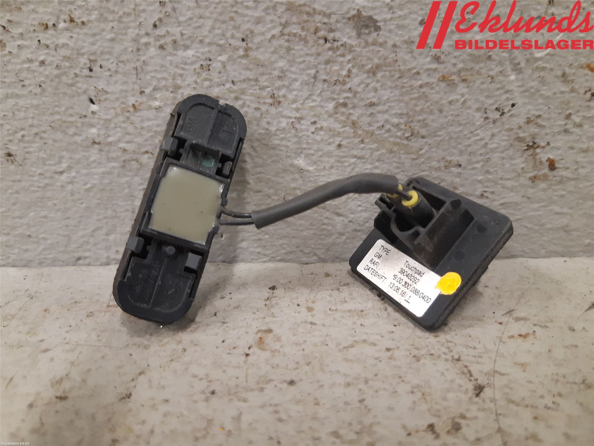 Opel CORSA E 15-19 Bakluckehandtag