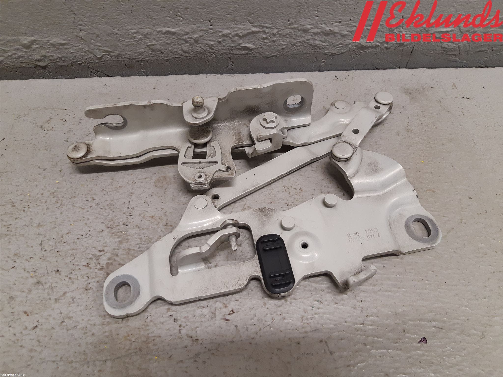 BMW 5 F10/F11/F18 09-17 Huvgångjärn